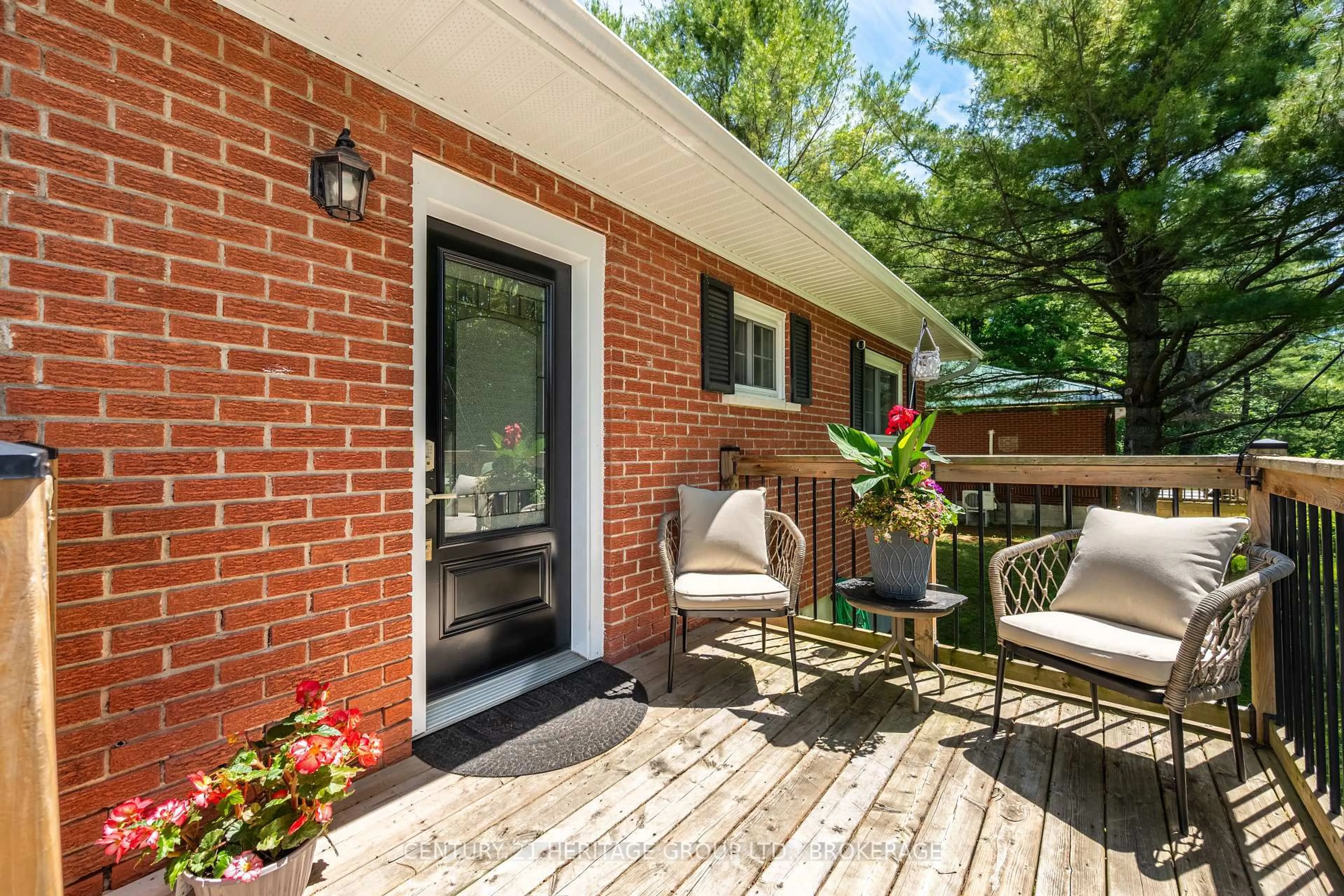 Home with brick exterior material, street for 471 Lyndhurst Rd, Leeds and the Thousand Islands Ontario K0E 1N0