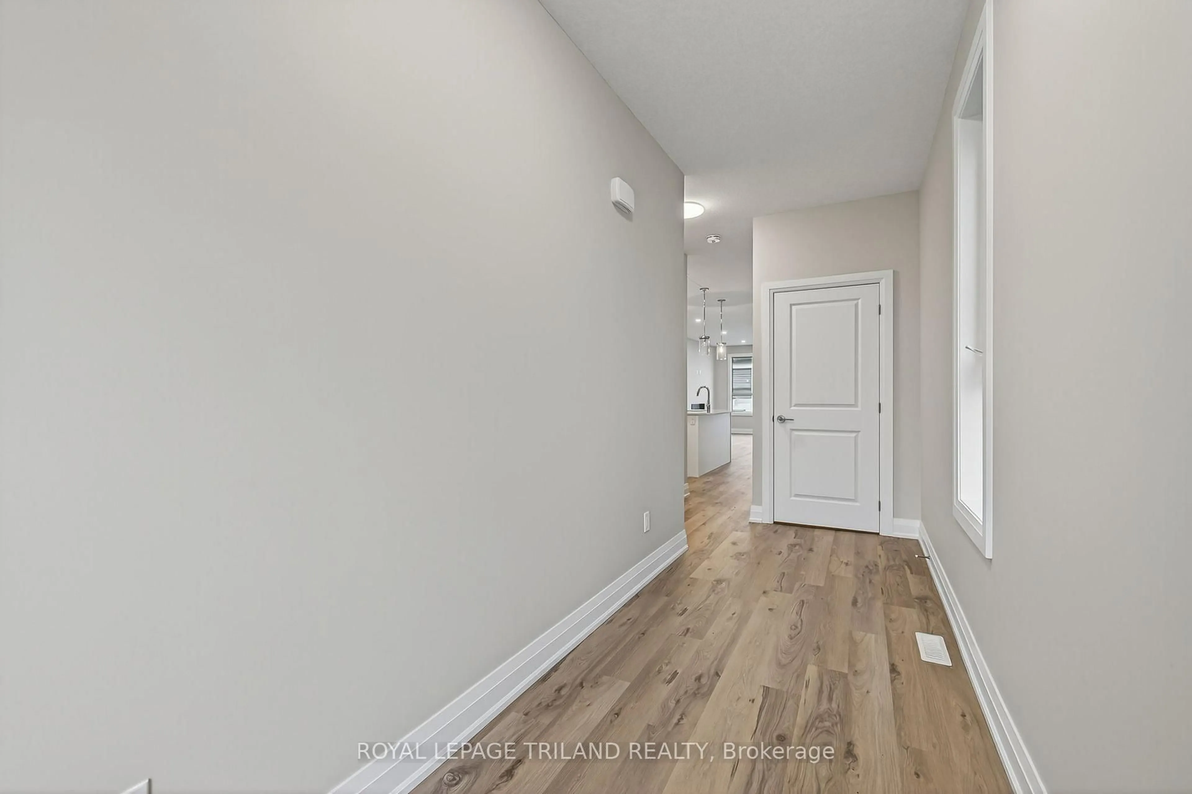 A pic of a room for 758 Banyan Lane, London North Ontario N6G 0A6