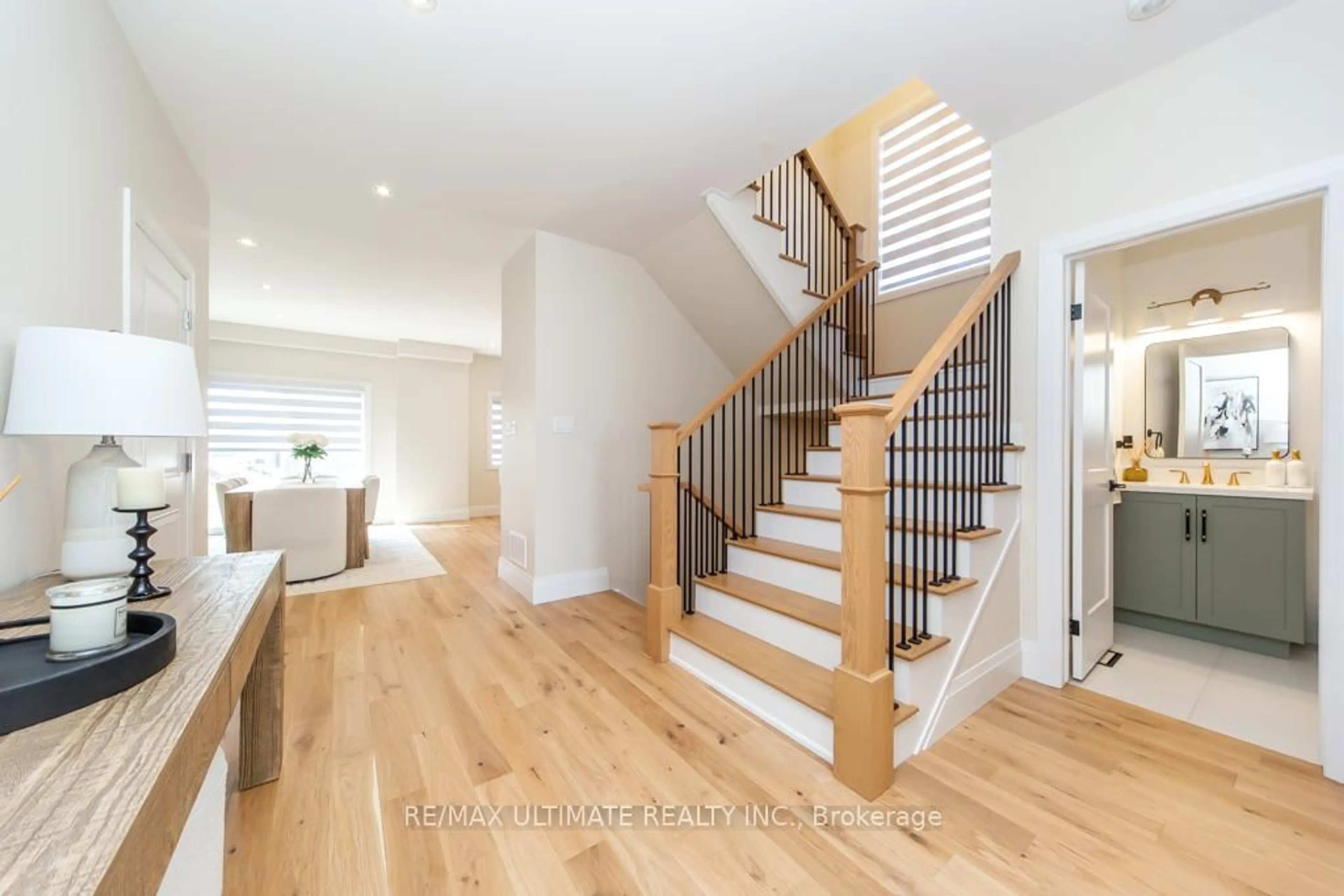 Stairs for 100 Watershore Dr #6, Hamilton Ontario L8E 0L4