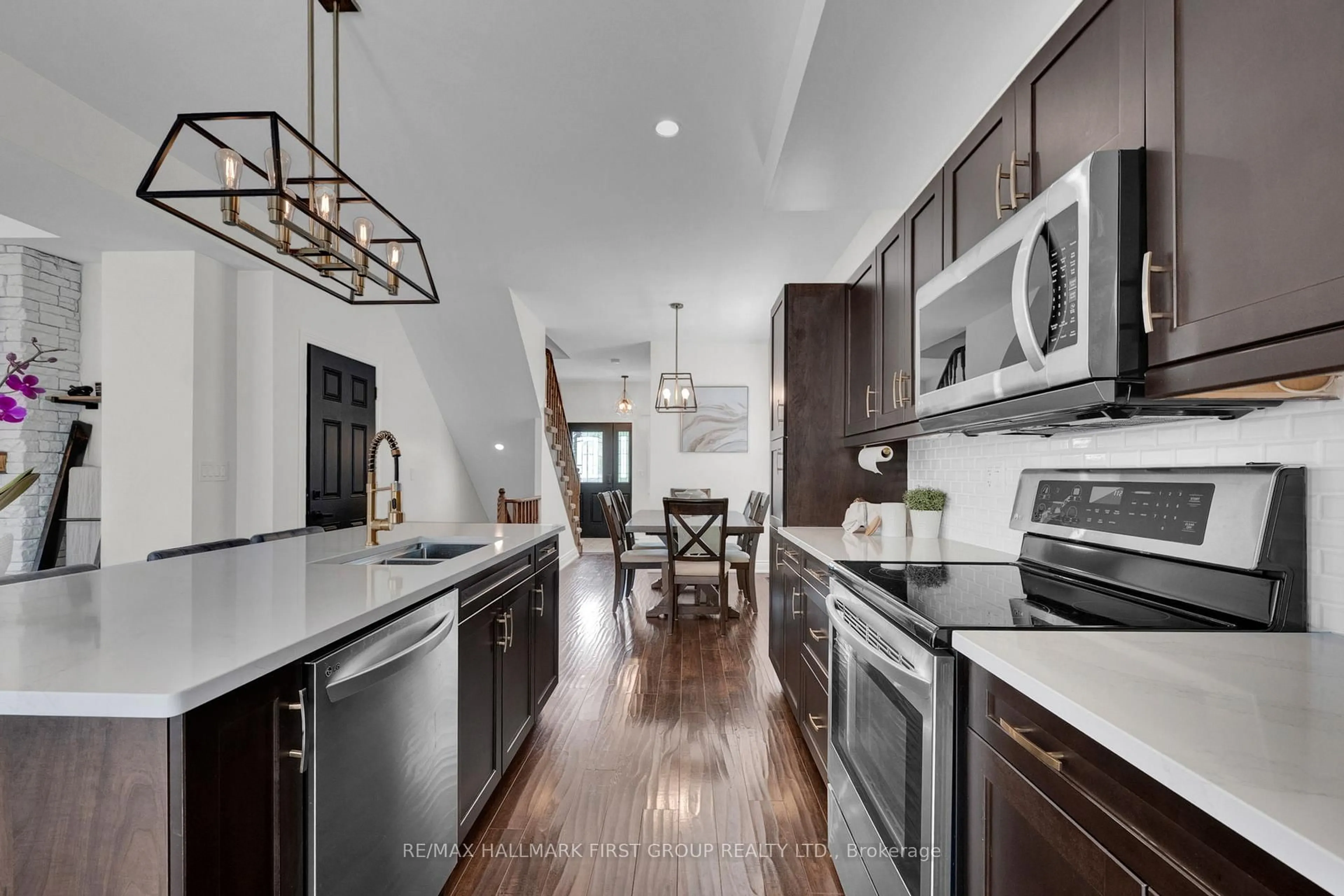 Open concept kitchen, ceramic/tile floor for 243 Rollings St, Cobourg Ontario K9A 0G8