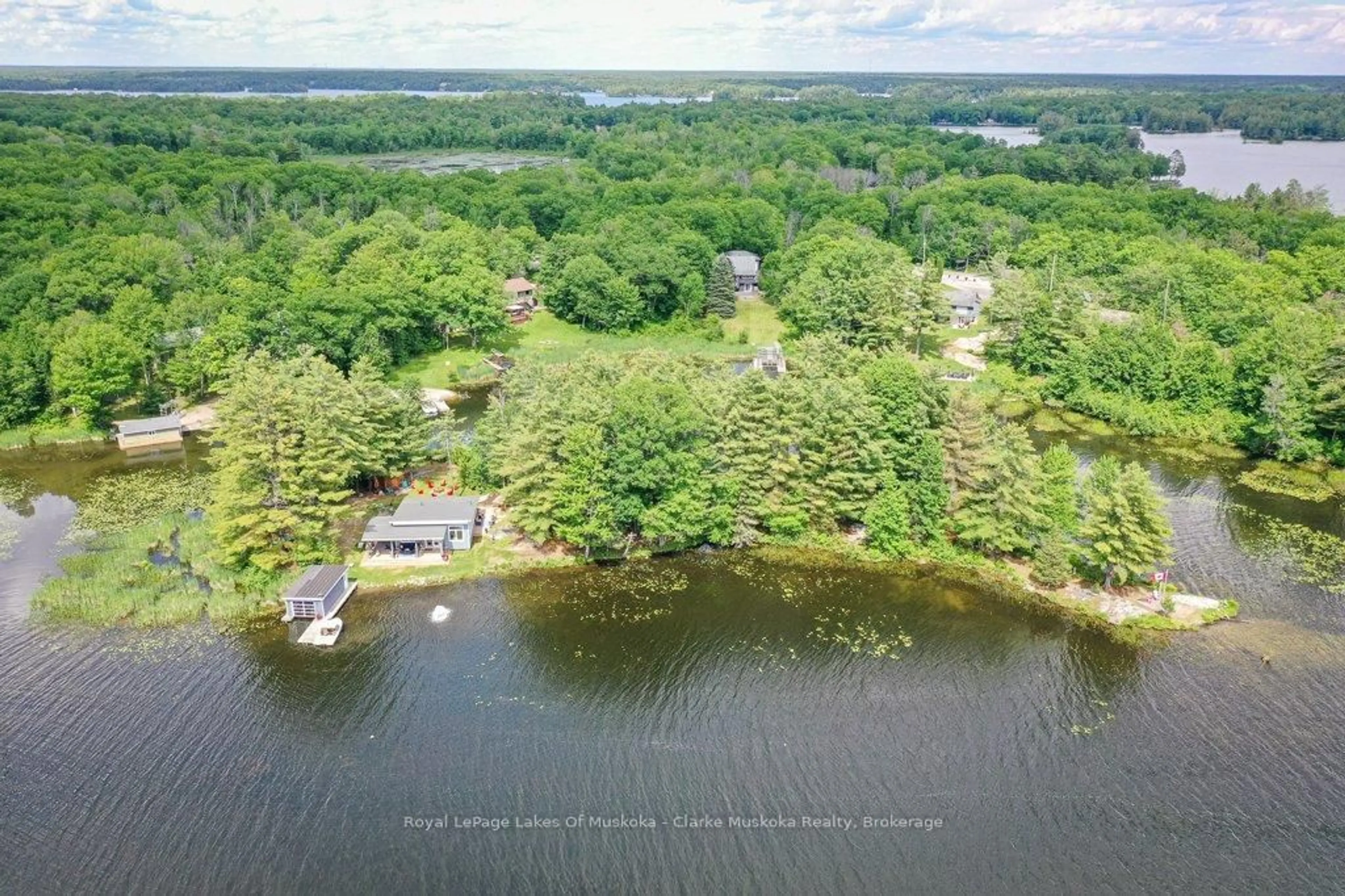 A pic from outside/outdoor area/front of a property/back of a property/a pic from drone, water/lake/river/ocean view for 2 Island 60, Georgian Bay Ontario L0K 1S0