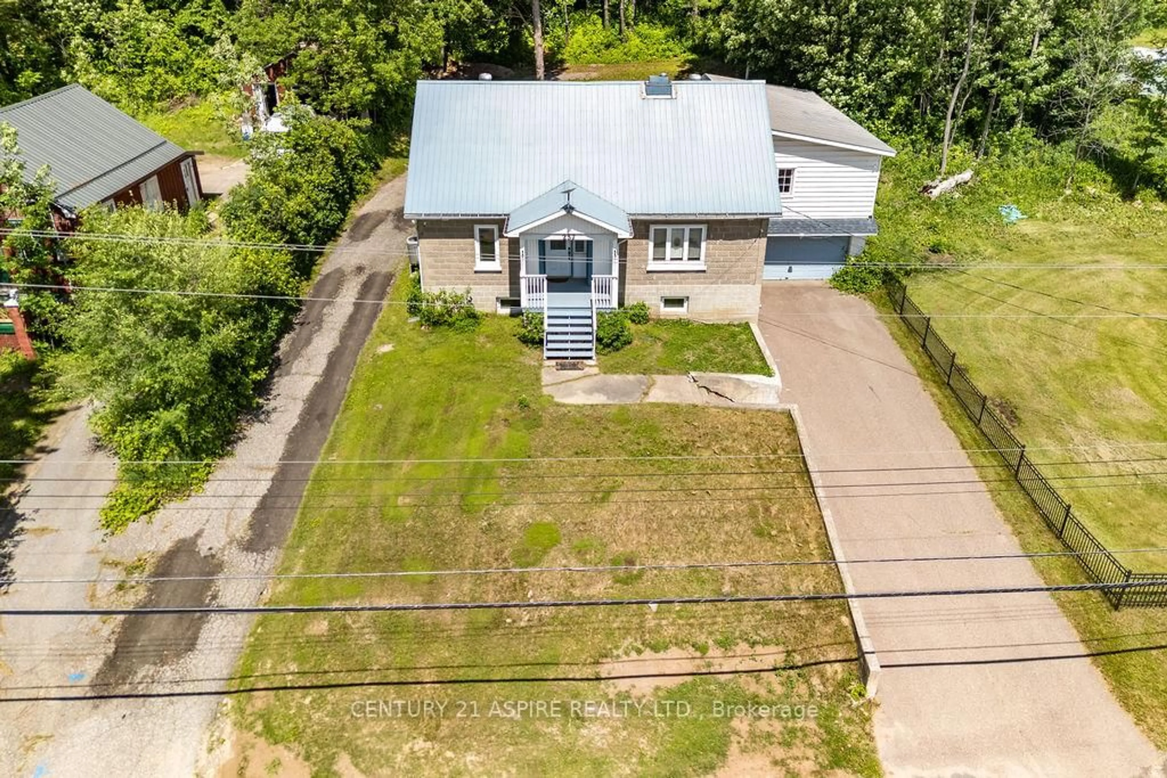 A pic from outside/outdoor area/front of a property/back of a property/a pic from drone, street for 237 Bonnechere St, Eganville Ontario K0J 1T0