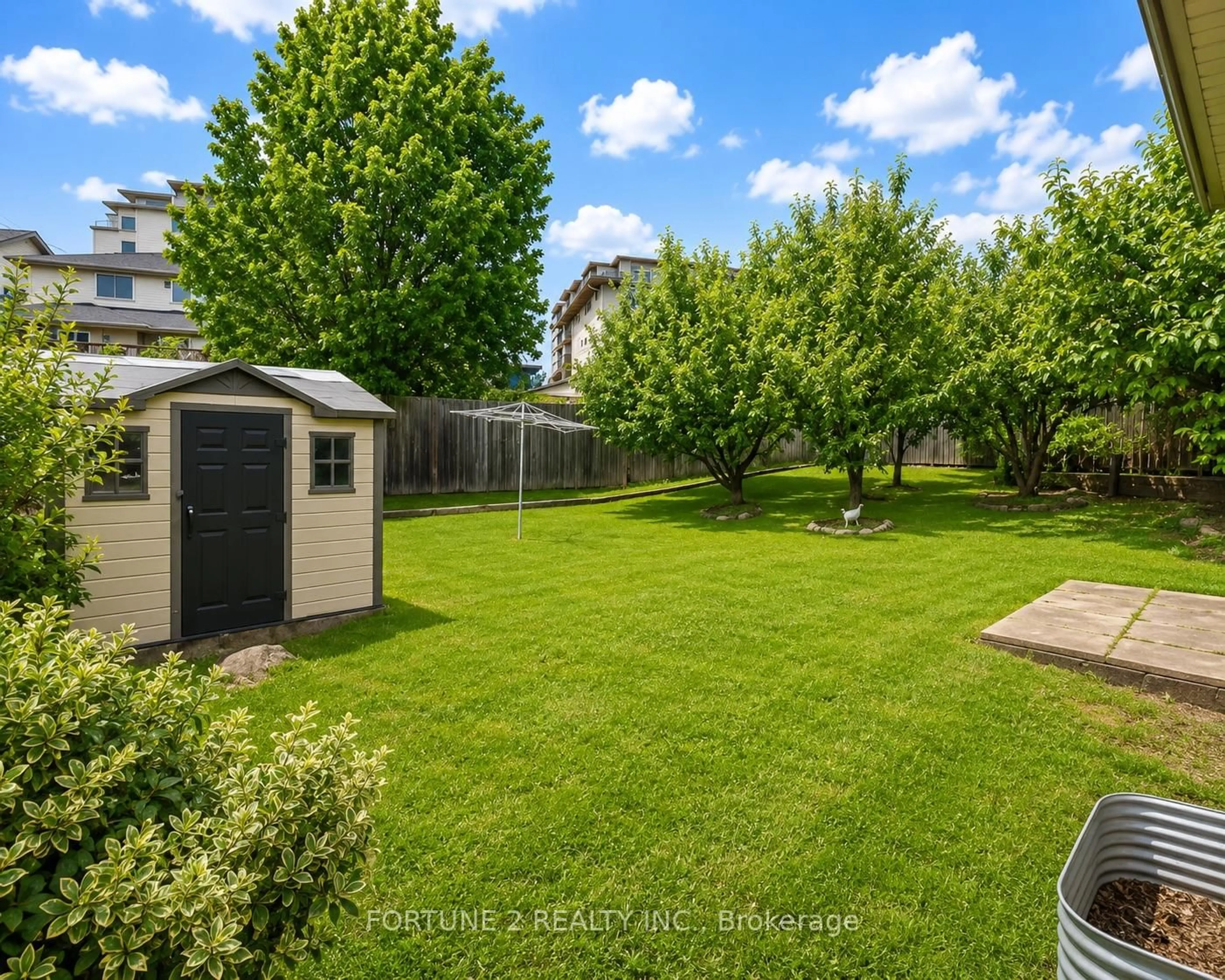 A pic from outside/outdoor area/front of a property/back of a property/a pic from drone, unknown for 36 Joshua St, Kitchener Ontario N2C 2T4