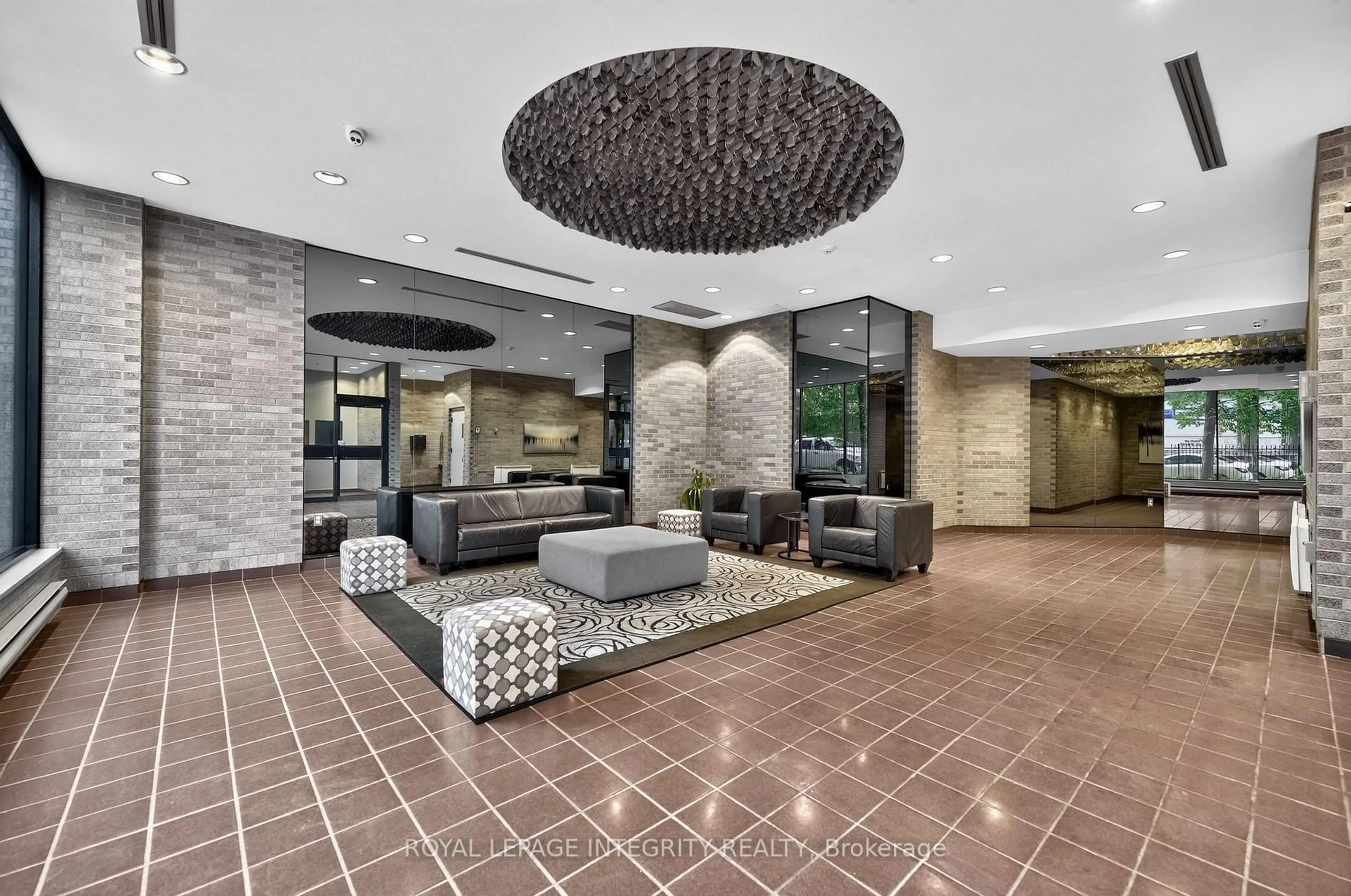 Lobby for 18 Nepean St #PH1, Ottawa Ontario K2P 2L2
