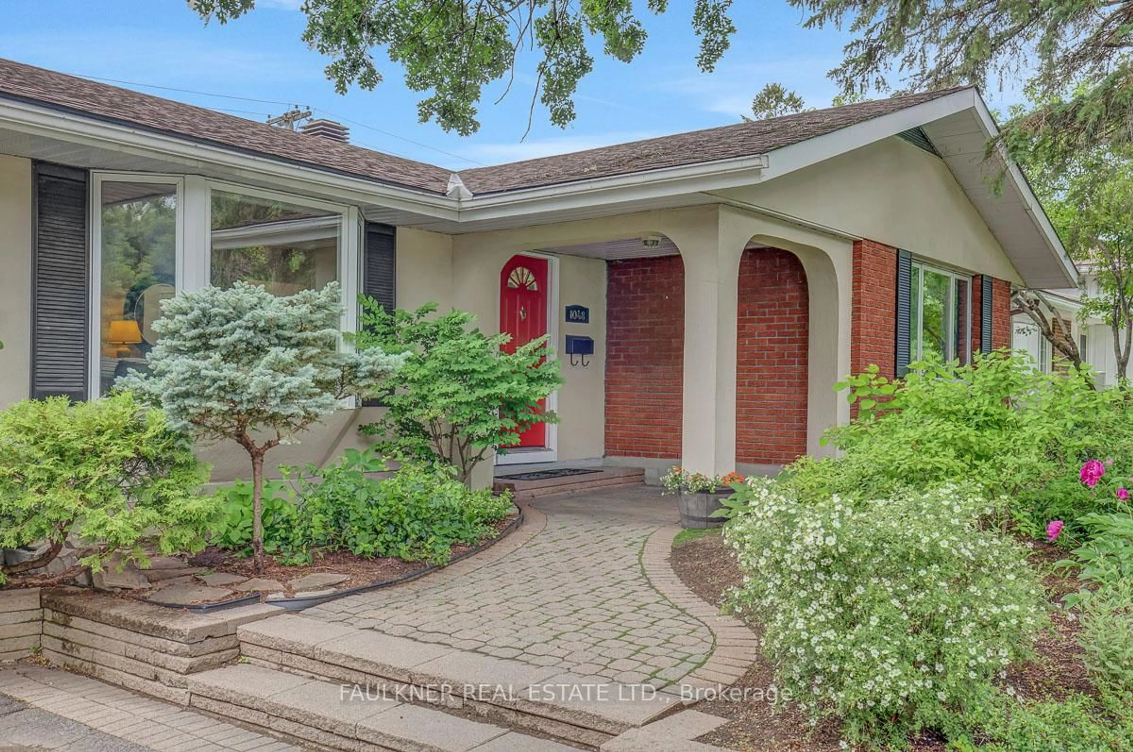 Home with brick exterior material, street for 1048 Cromwell Dr, Ottawa Ontario K1V 6K5
