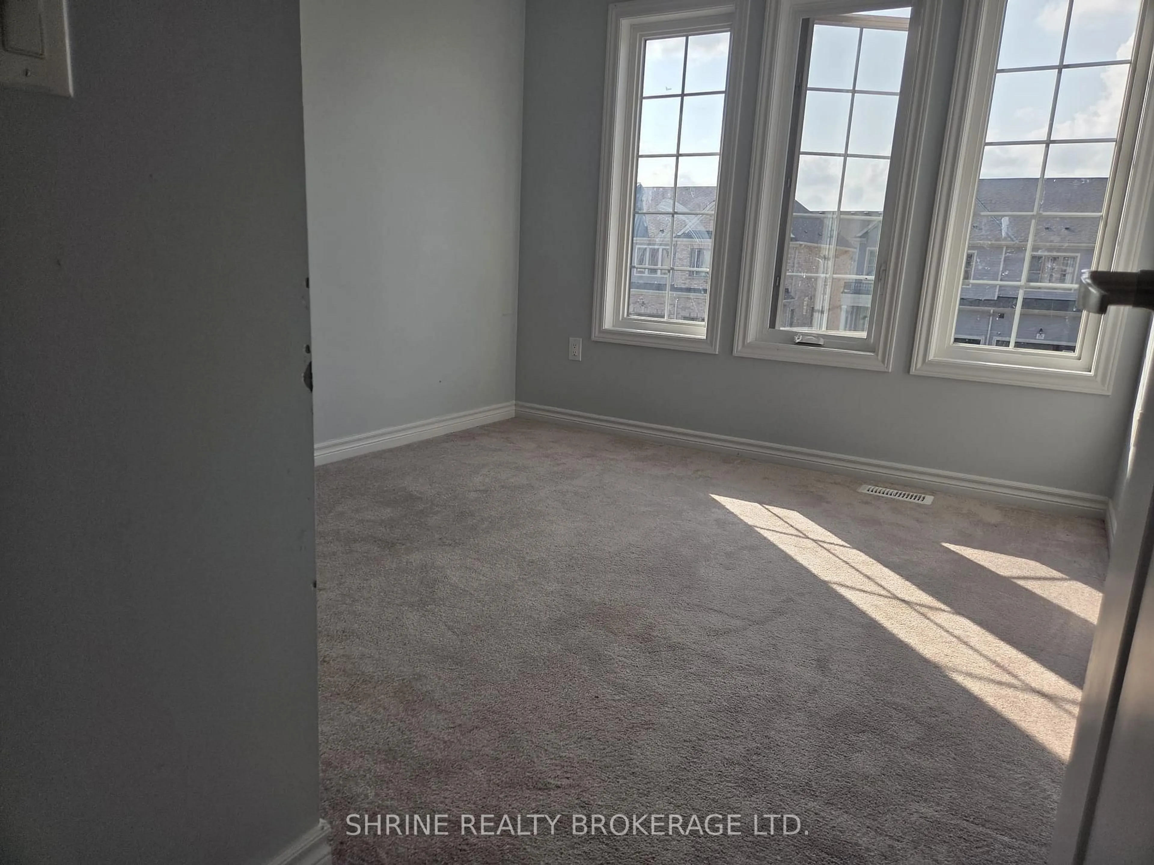 A pic of a room for 19 Middleton St, Southgate Ontario N0C 1B0