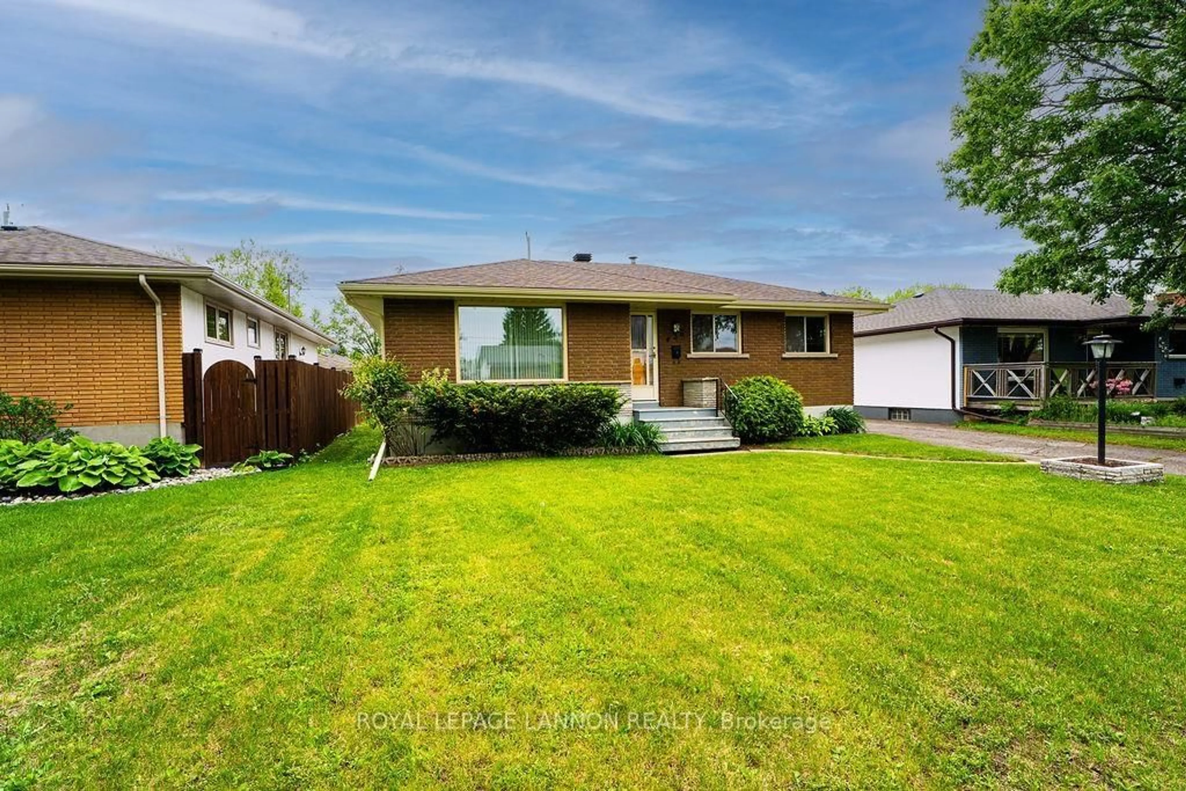 Unknown for 436 Amethyst Cres, Thunder Bay Ontario P7C 1T4