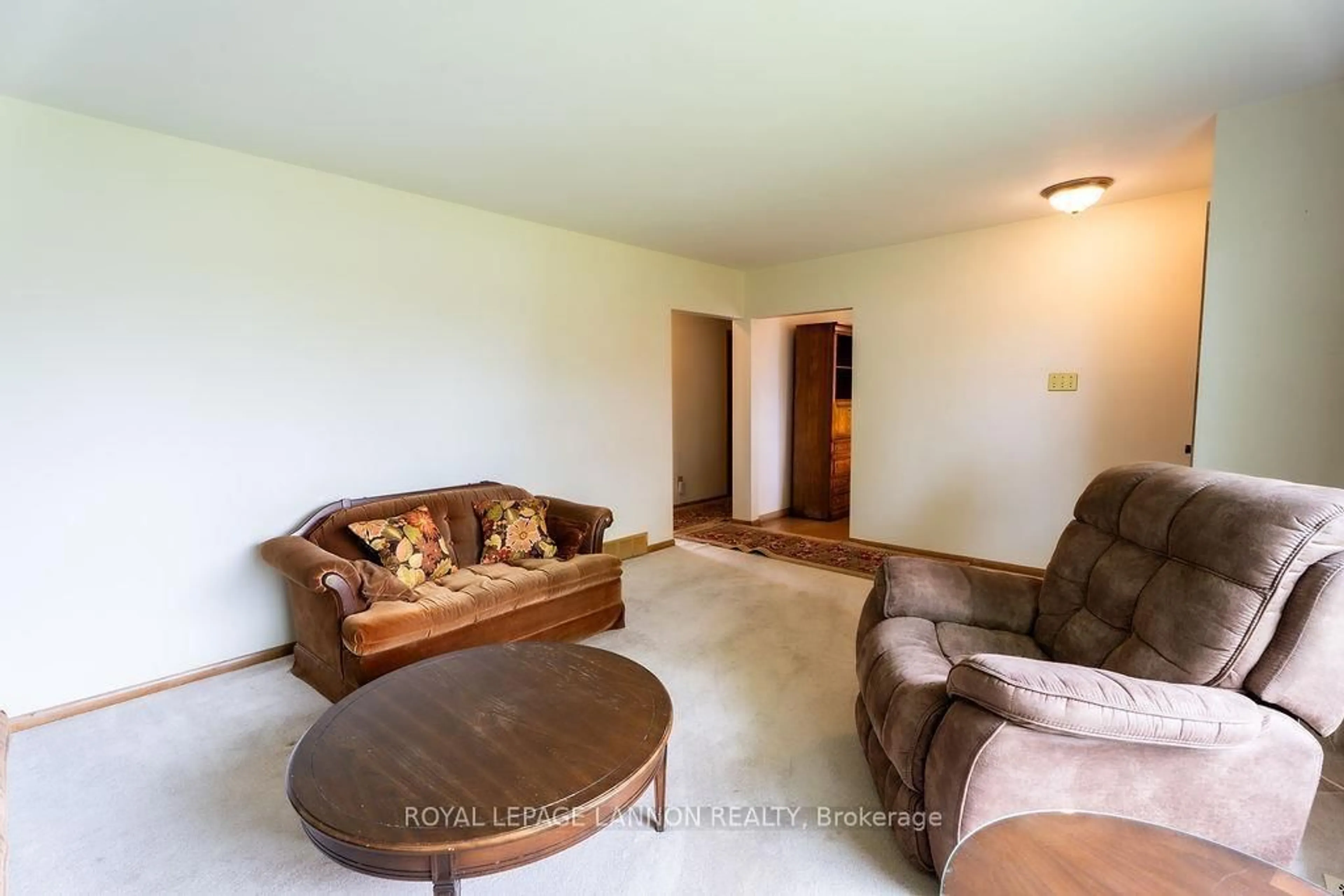 Living room with furniture, unknown for 436 Amethyst Cres, Thunder Bay Ontario P7C 1T4