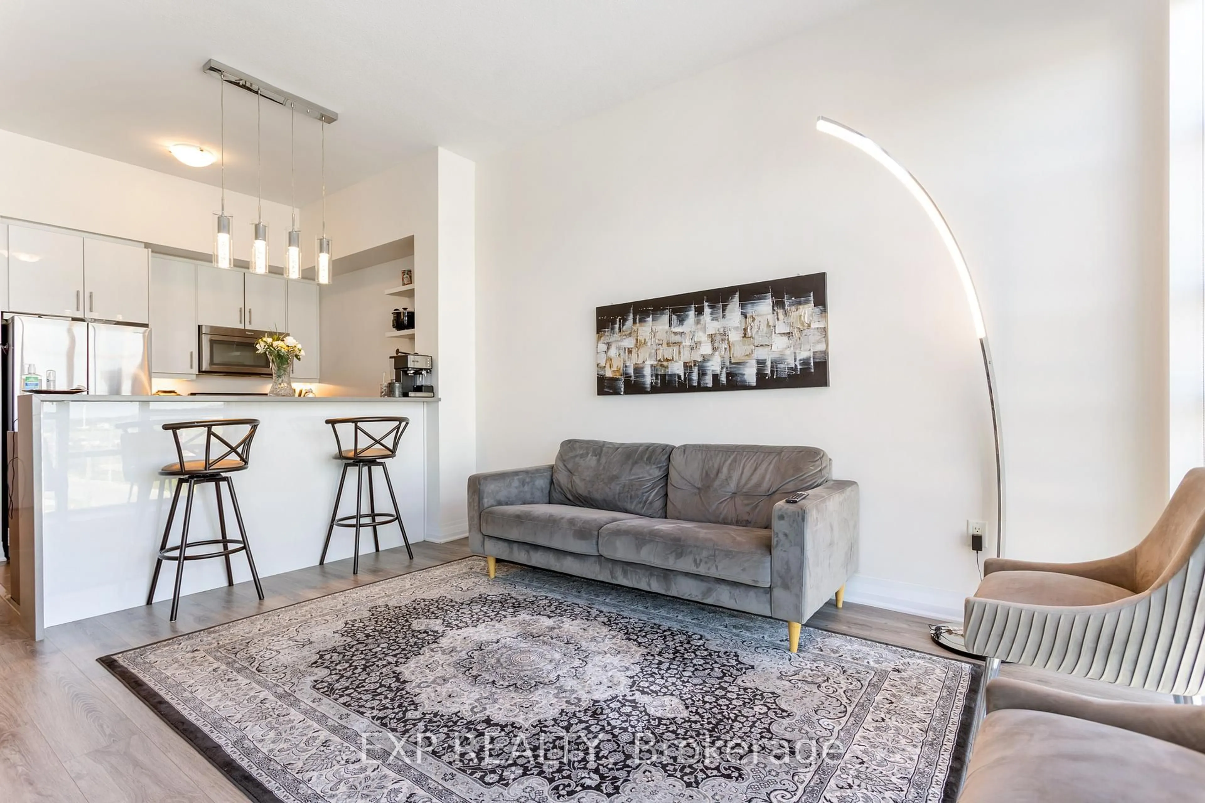 Living room with furniture, unknown for 10 Concord Pl #504, Grimsby Ontario L3M 0G6