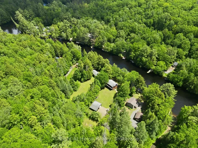 1074 Holiday Park Dr, Bracebridge 4