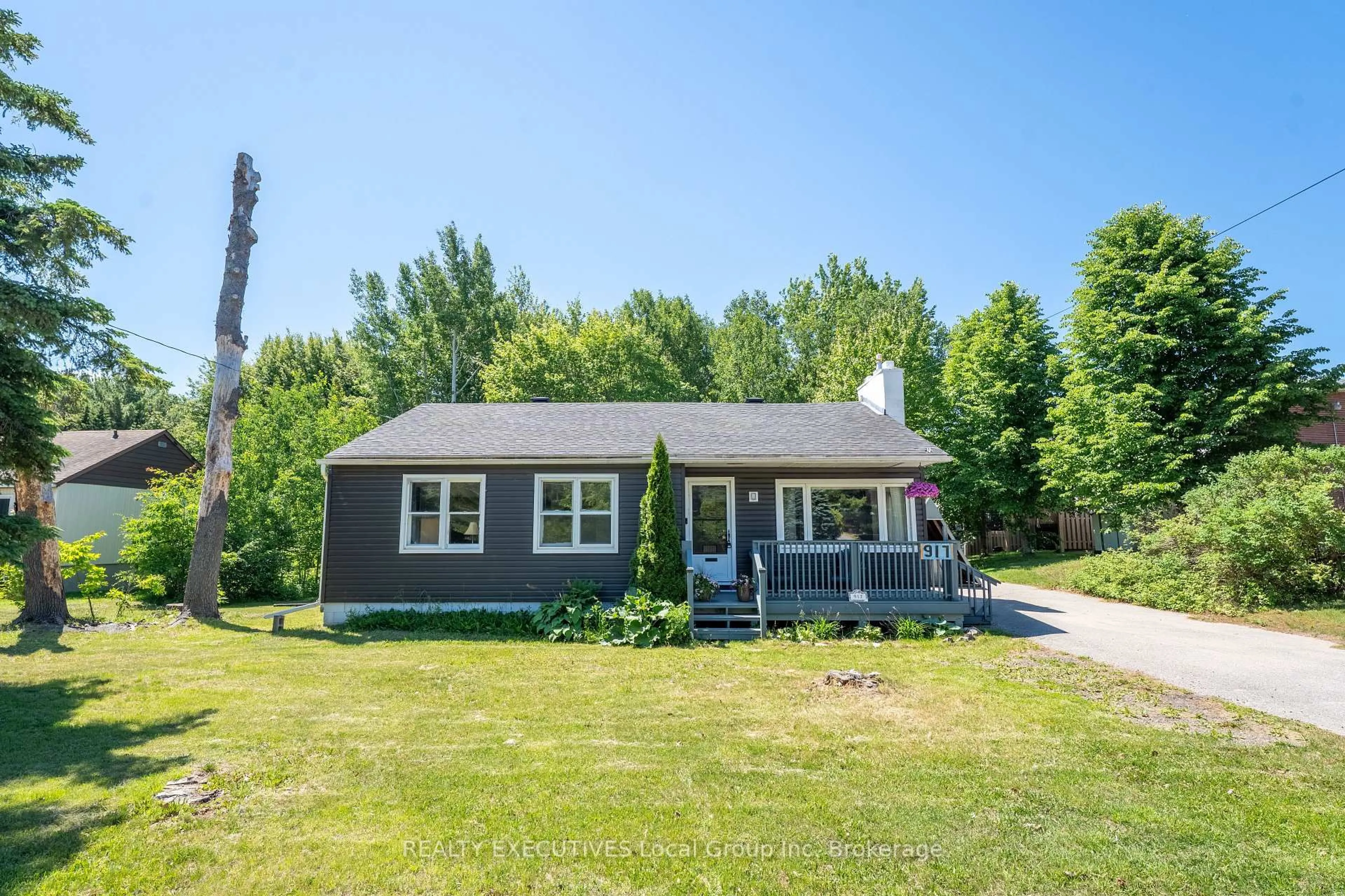 Unknown for 917 Lakeshore Dr, North Bay Ontario P1A 2H1