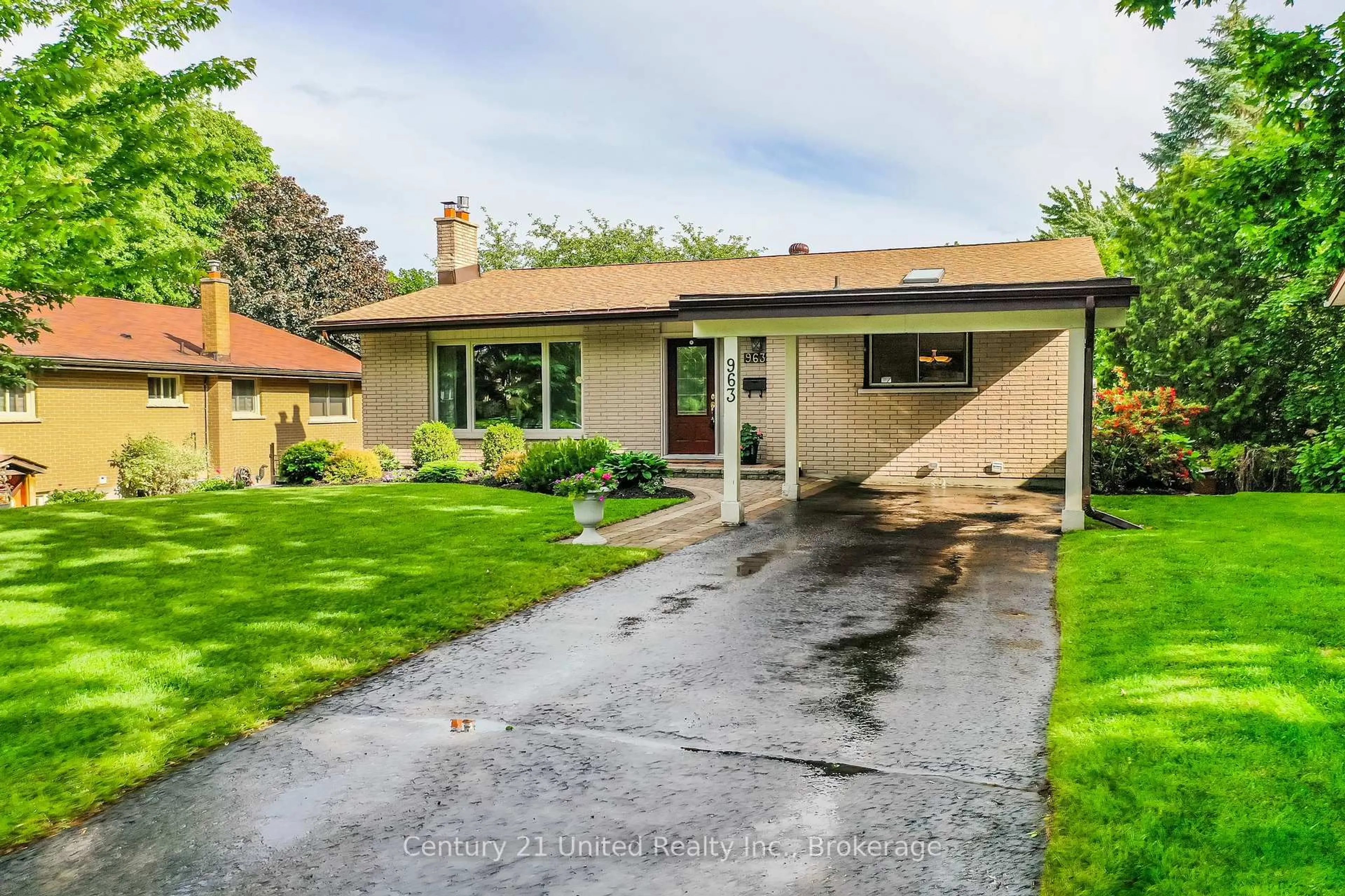 Unknown for 963 Ellesmere Ave, Peterborough Ontario K9H 7A9