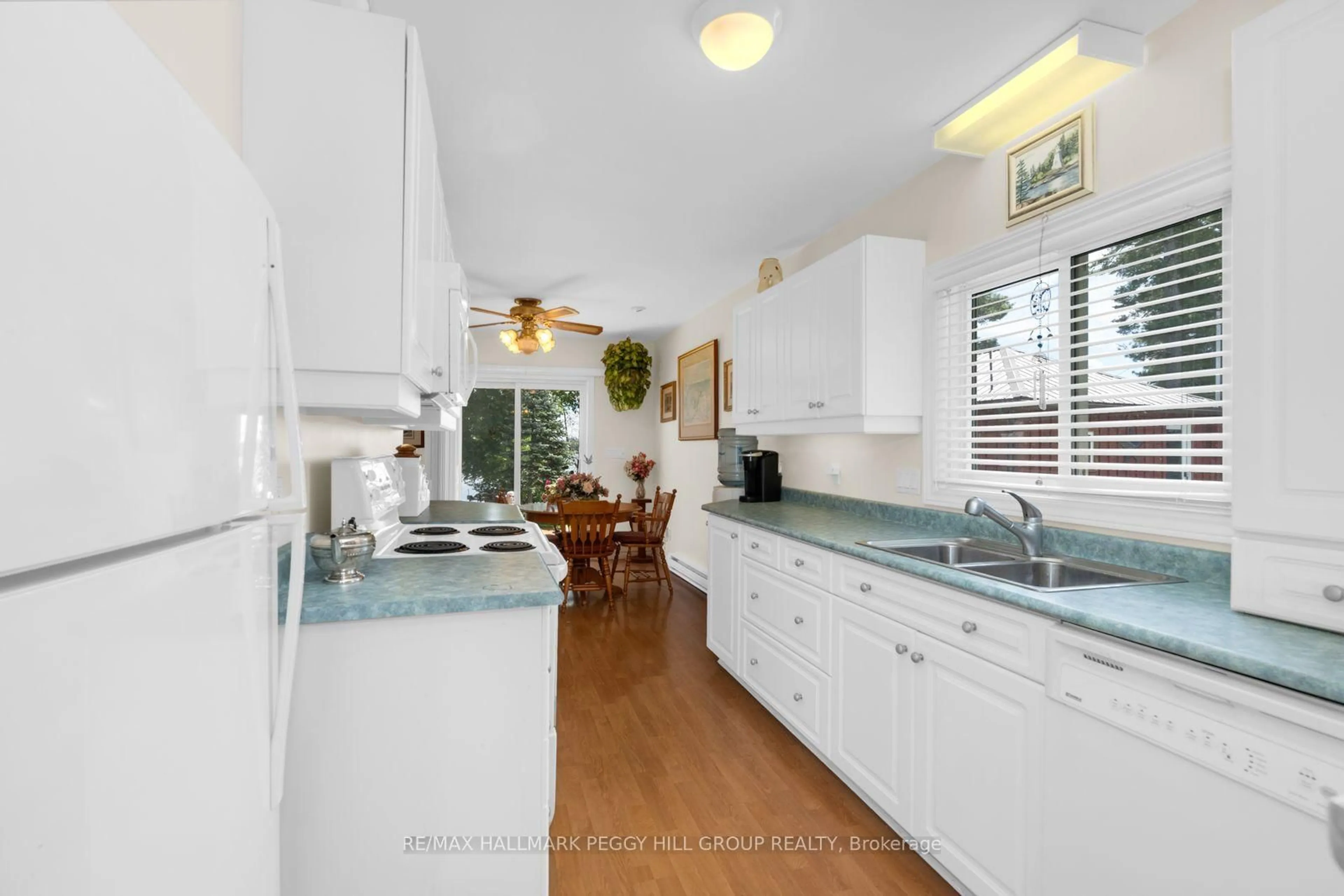 Open concept kitchen, ceramic/tile floor for 329 Avery Point Rd, Kawartha Lakes Ontario L0K 1W0