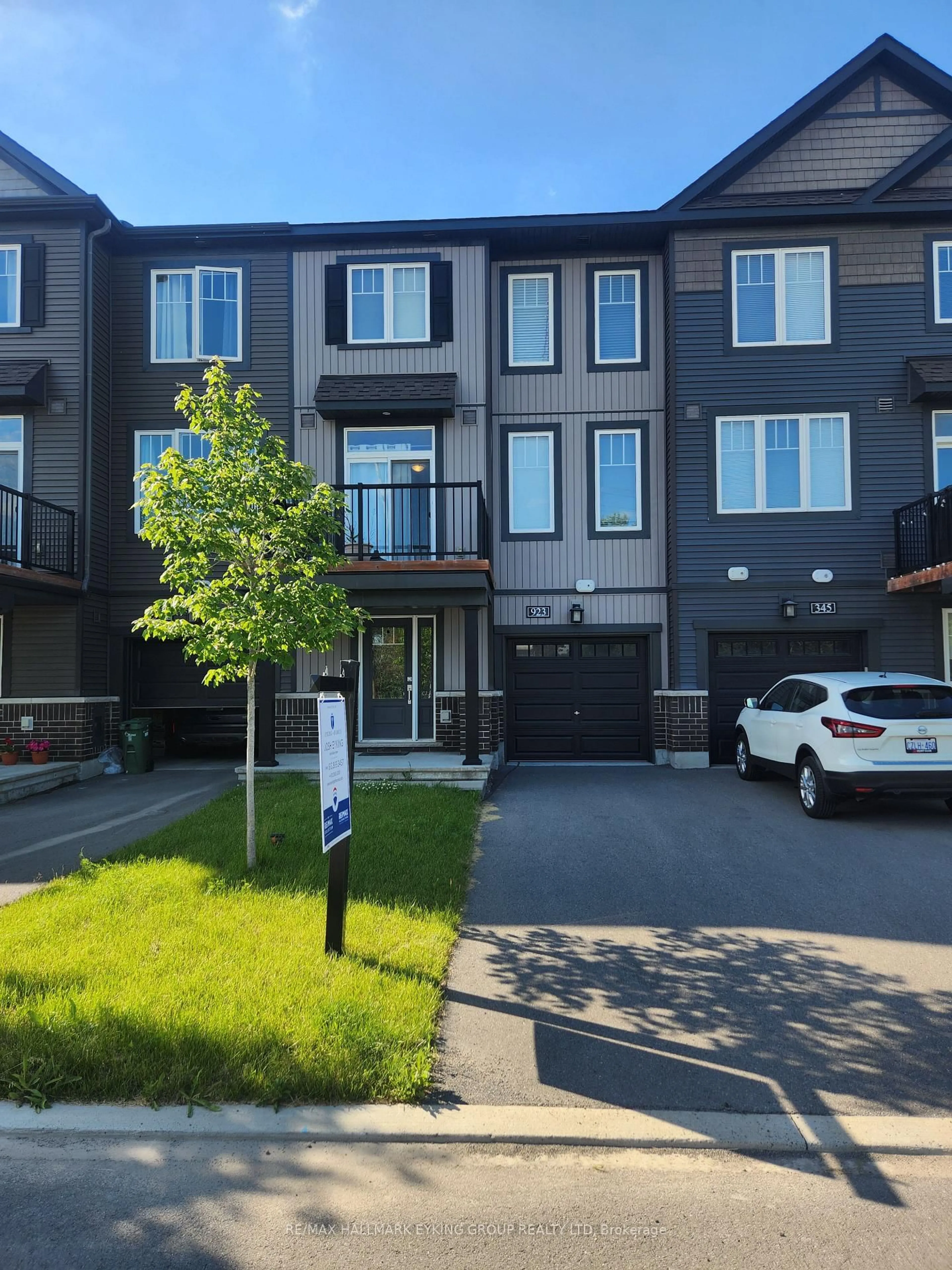 Unknown for 923 Lixnaw Crt, Ottawa Ontario K2J 6Y3