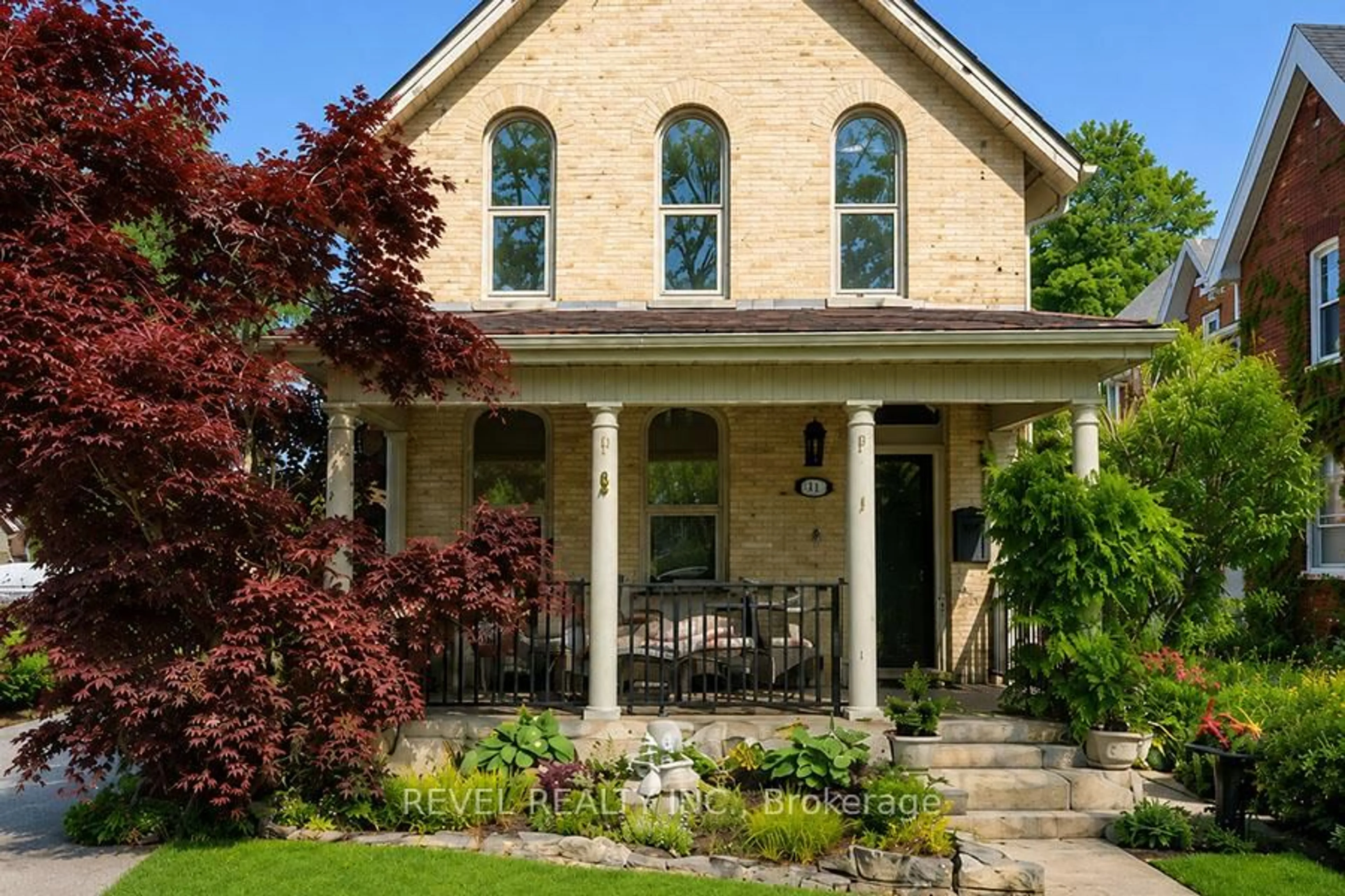 Home with brick exterior material, street for 11 Chestnut Ave, Brantford Ontario N3T 4B9