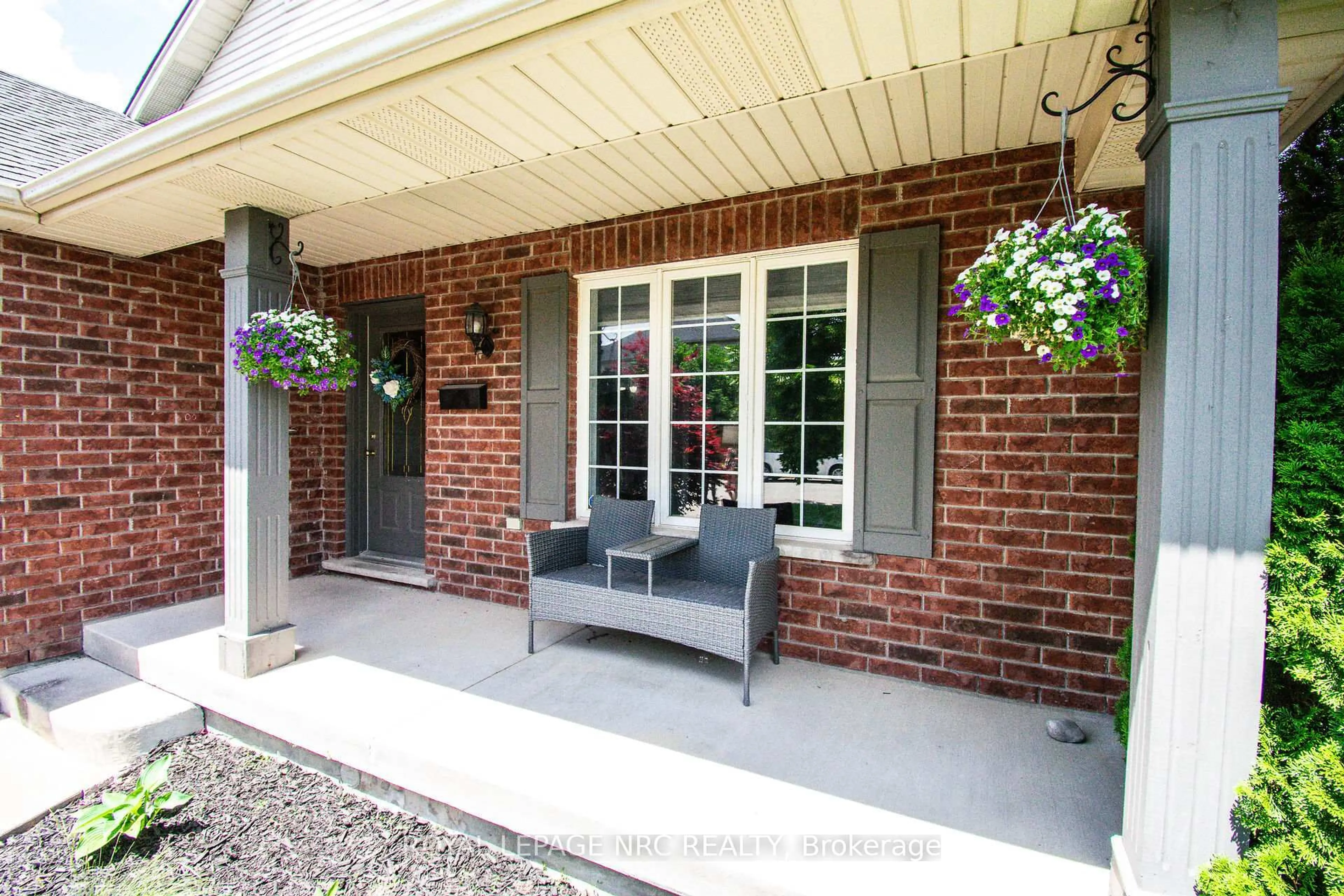 Home with brick exterior material, street for 15 Arlene St, St. Catharines Ontario L2S 4C9