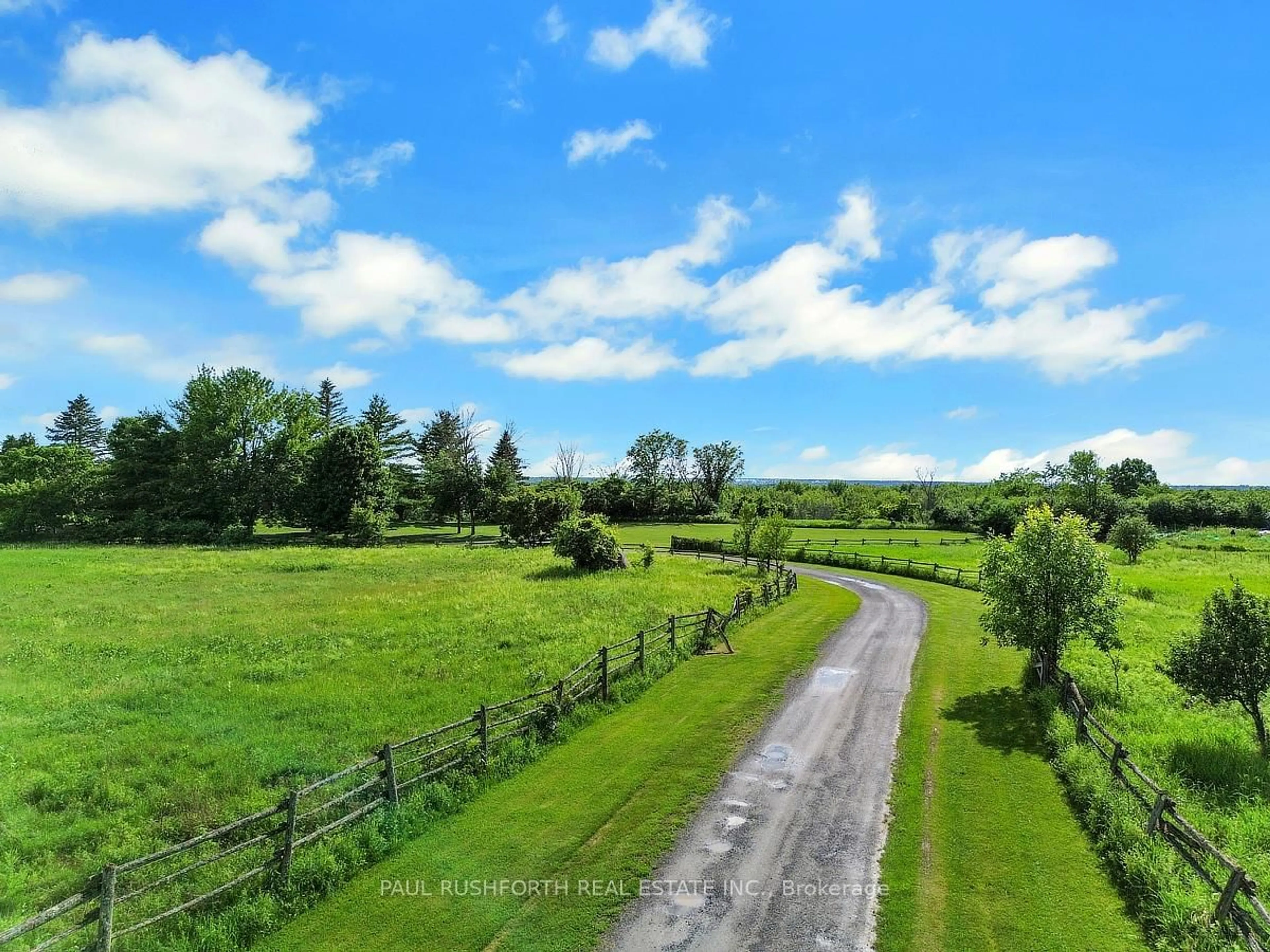 A pic from outside/outdoor area/front of a property/back of a property/a pic from drone, mountain view for 3215 Greenland Rd, Ottawa Ontario K0A 1T0