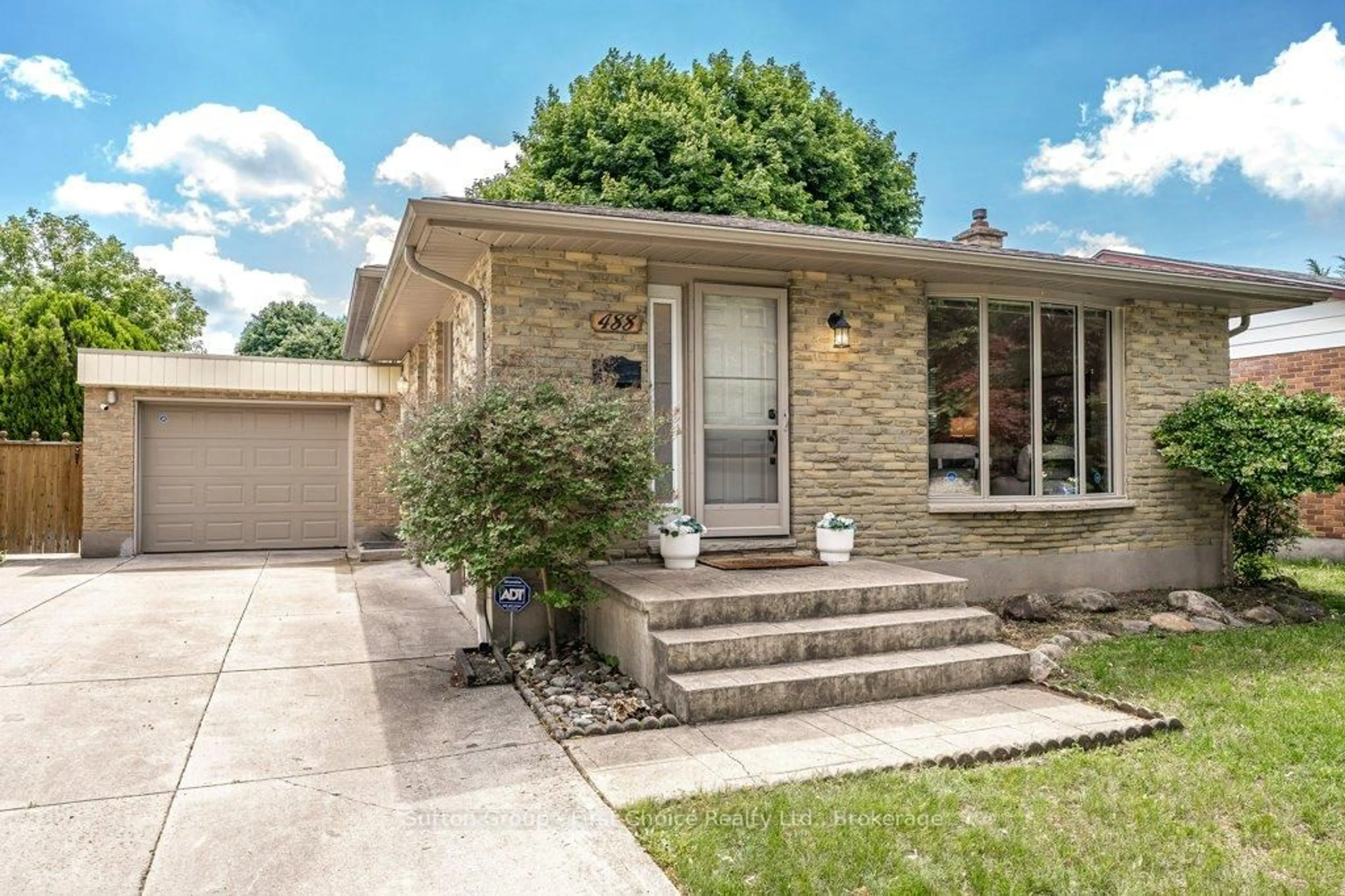 Home with brick exterior material, street for 488 Castlegrove Blvd, London North Ontario N6G 1K8