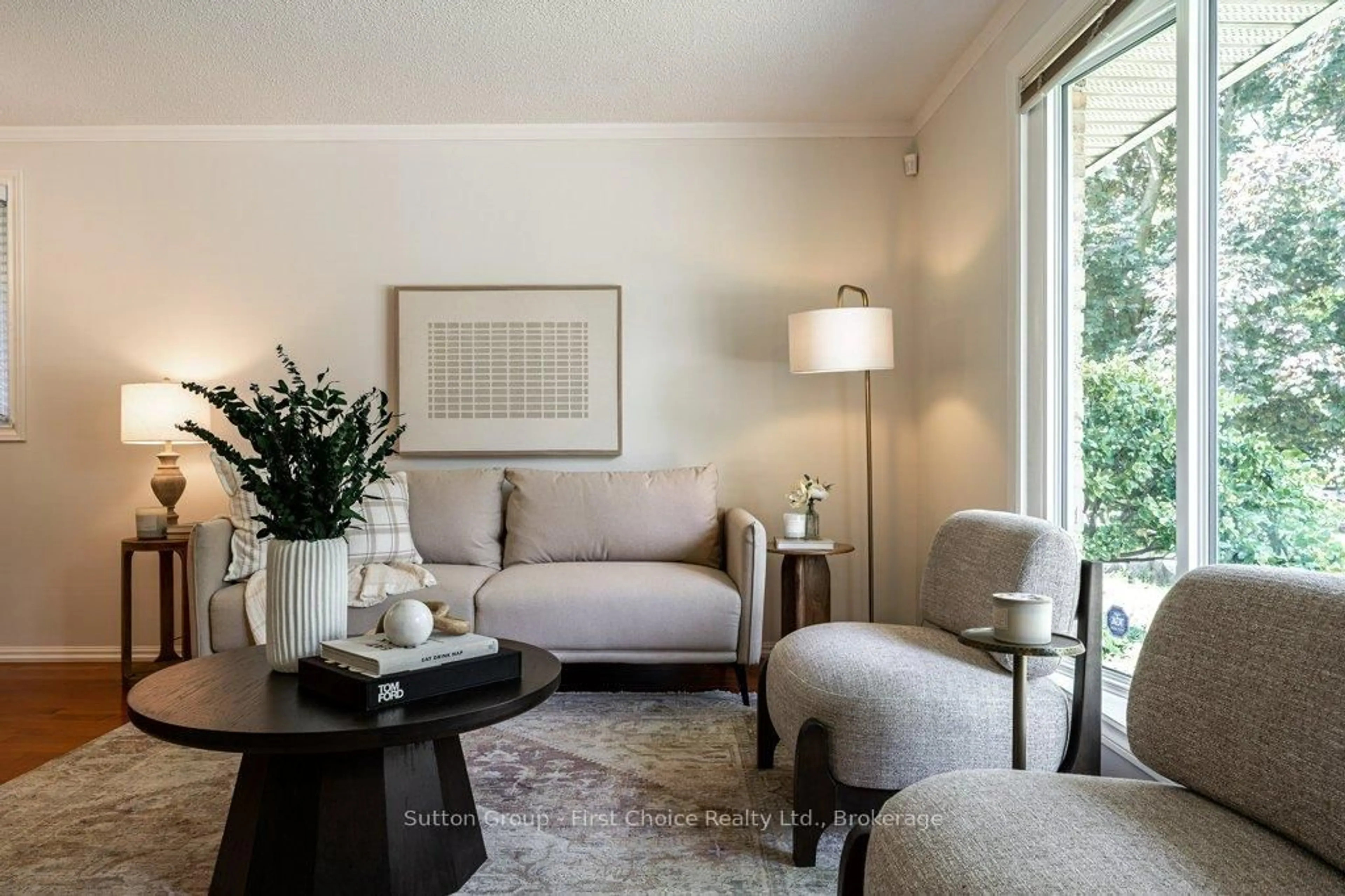 Living room with furniture, unknown for 488 Castlegrove Blvd, London North Ontario N6G 1K8