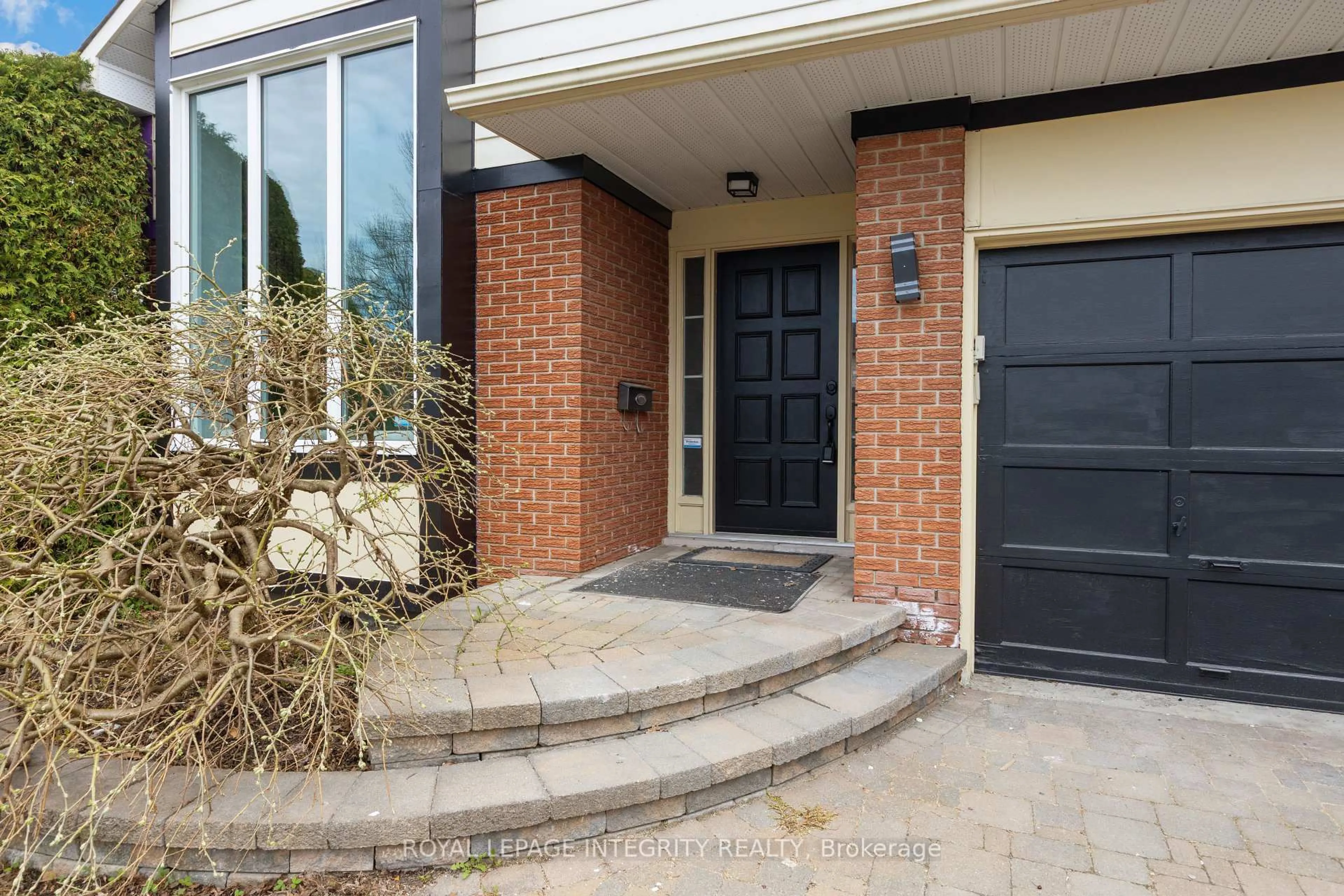 Home with brick exterior material, street for 6368 Viseneau Dr, Orleans Ontario K1C 2J2