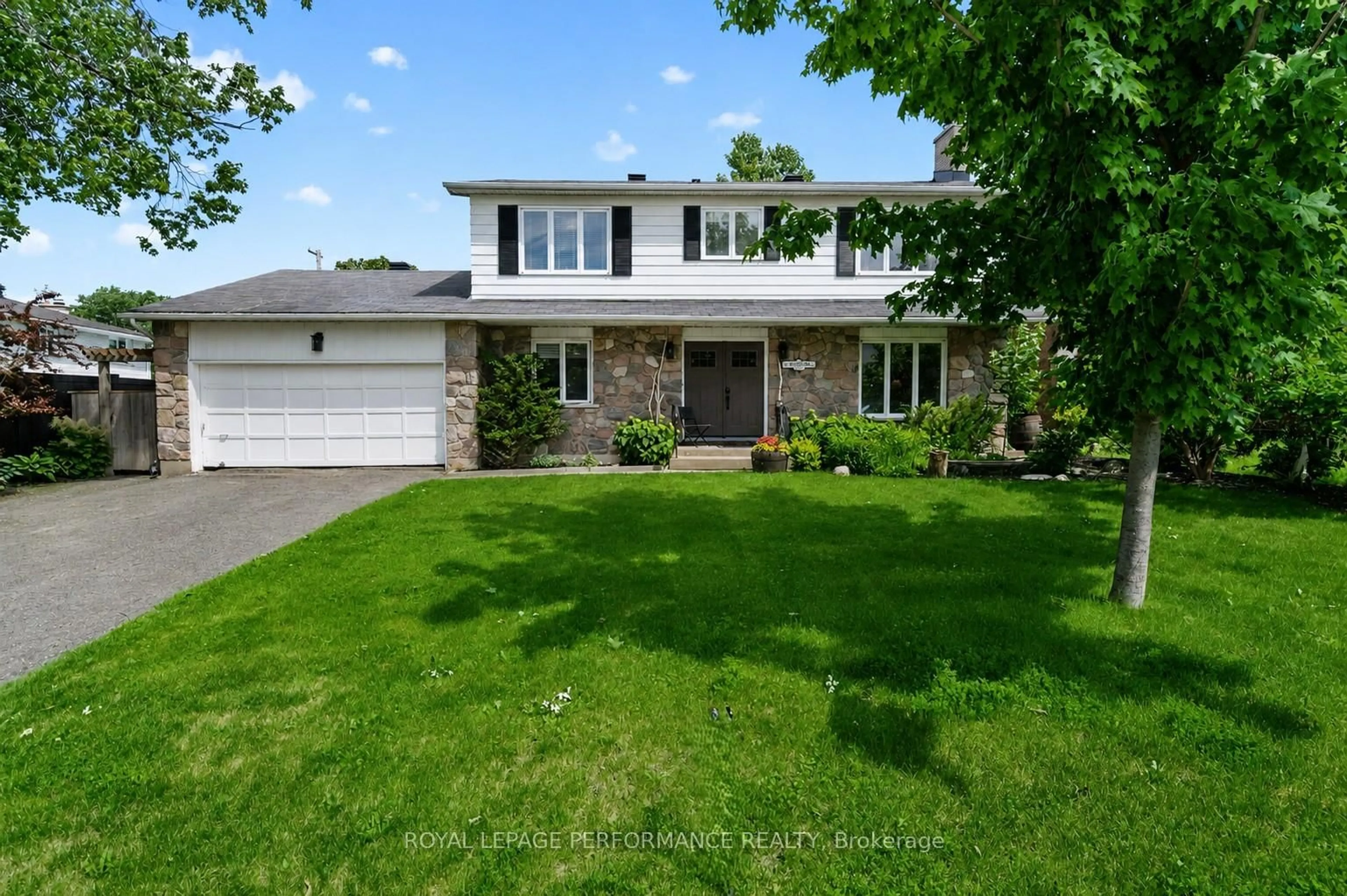 Unknown for 889 Dresden Cres, Ottawa Ontario K2B 5H8