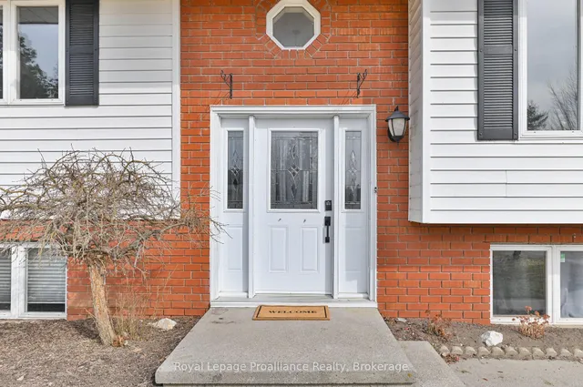 1316 County Road 64 Rd, Quinte West 4