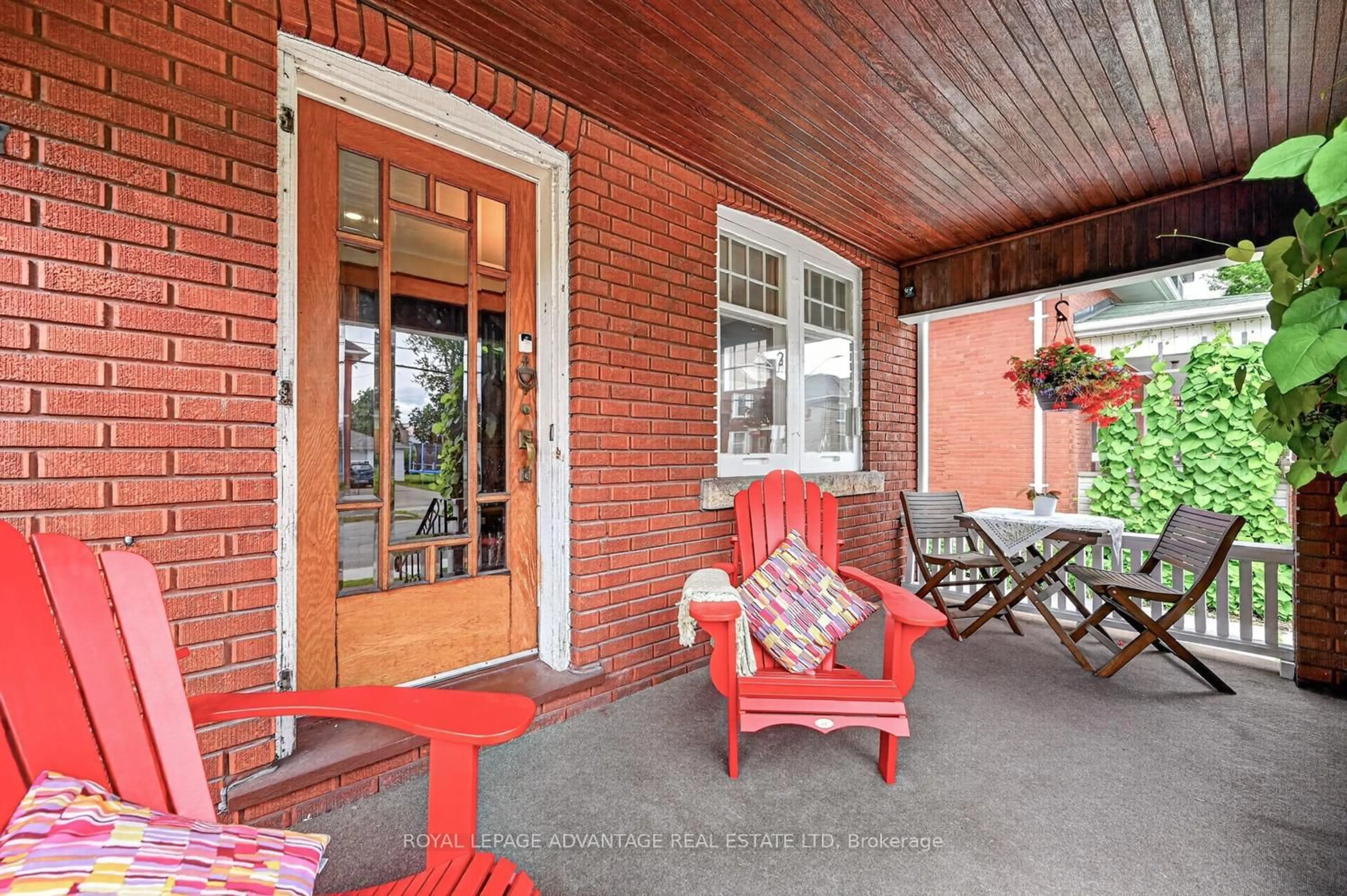 Patio, street for 73 MCGILL St, Smiths Falls Ontario K7A 2K1