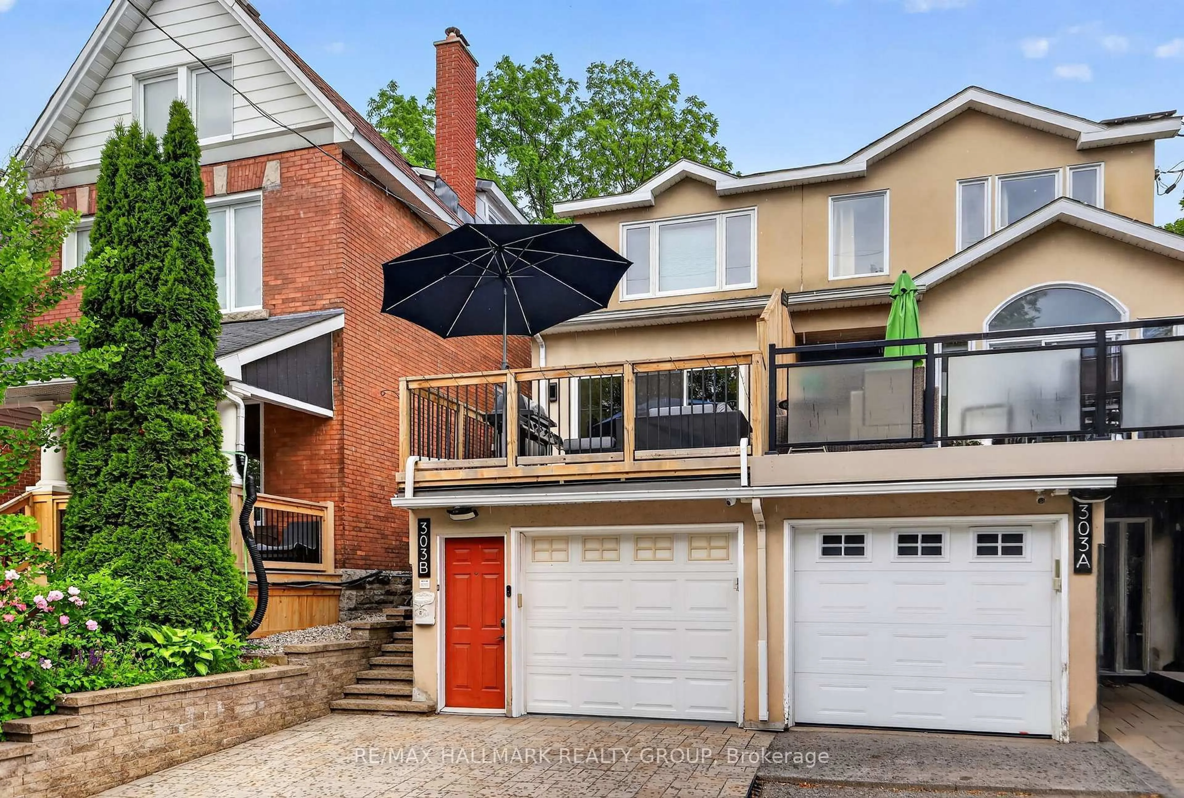 Home with brick exterior material, street for 303B James St, Ottawa Ontario K1R 5M8