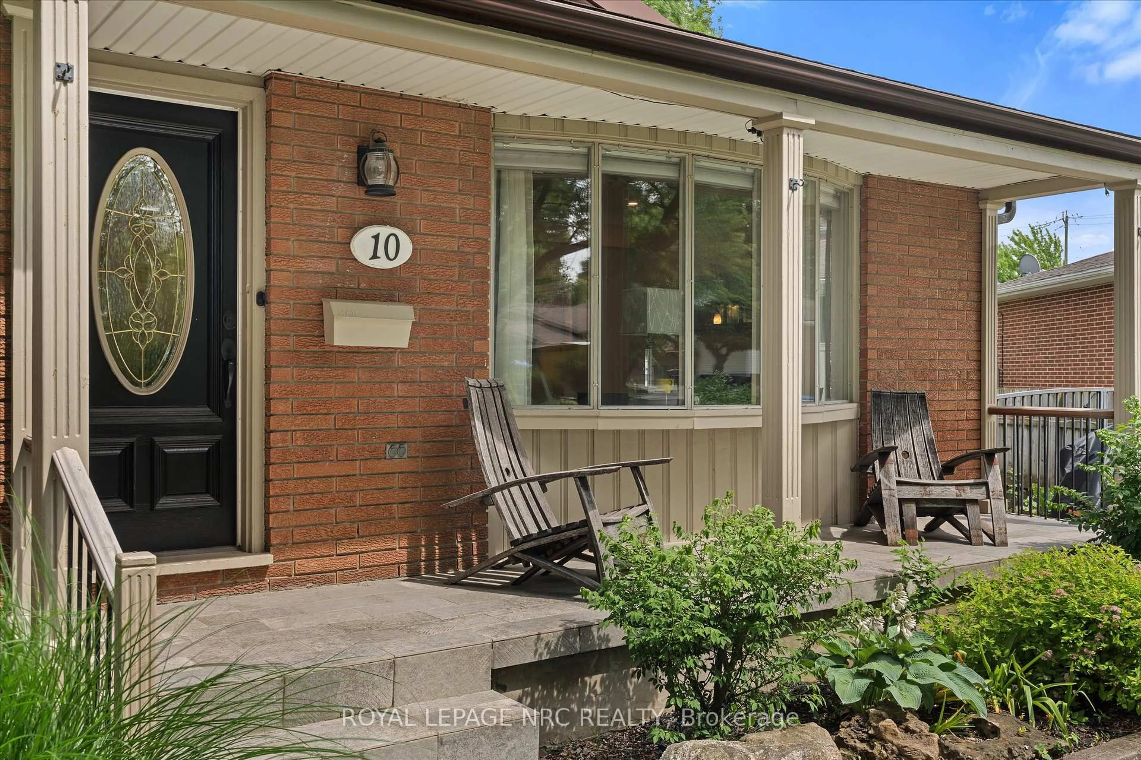 Home with brick exterior material, street for 10 Wakelin Terr, St. Catharines Ontario L2M 4K3
