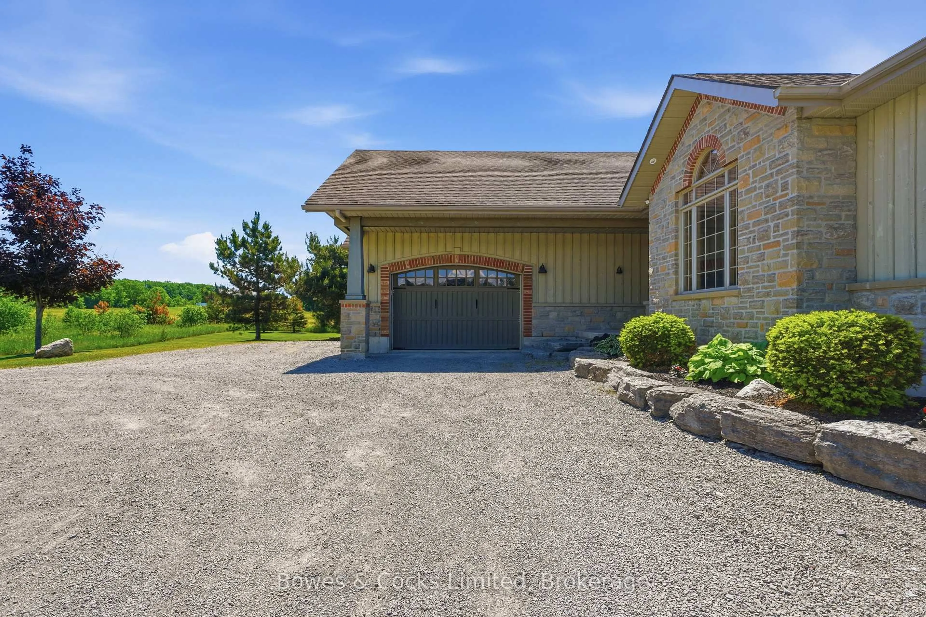 Indoor garage for 301 Snider Rd, Prince Edward County Ontario K0K 1L0