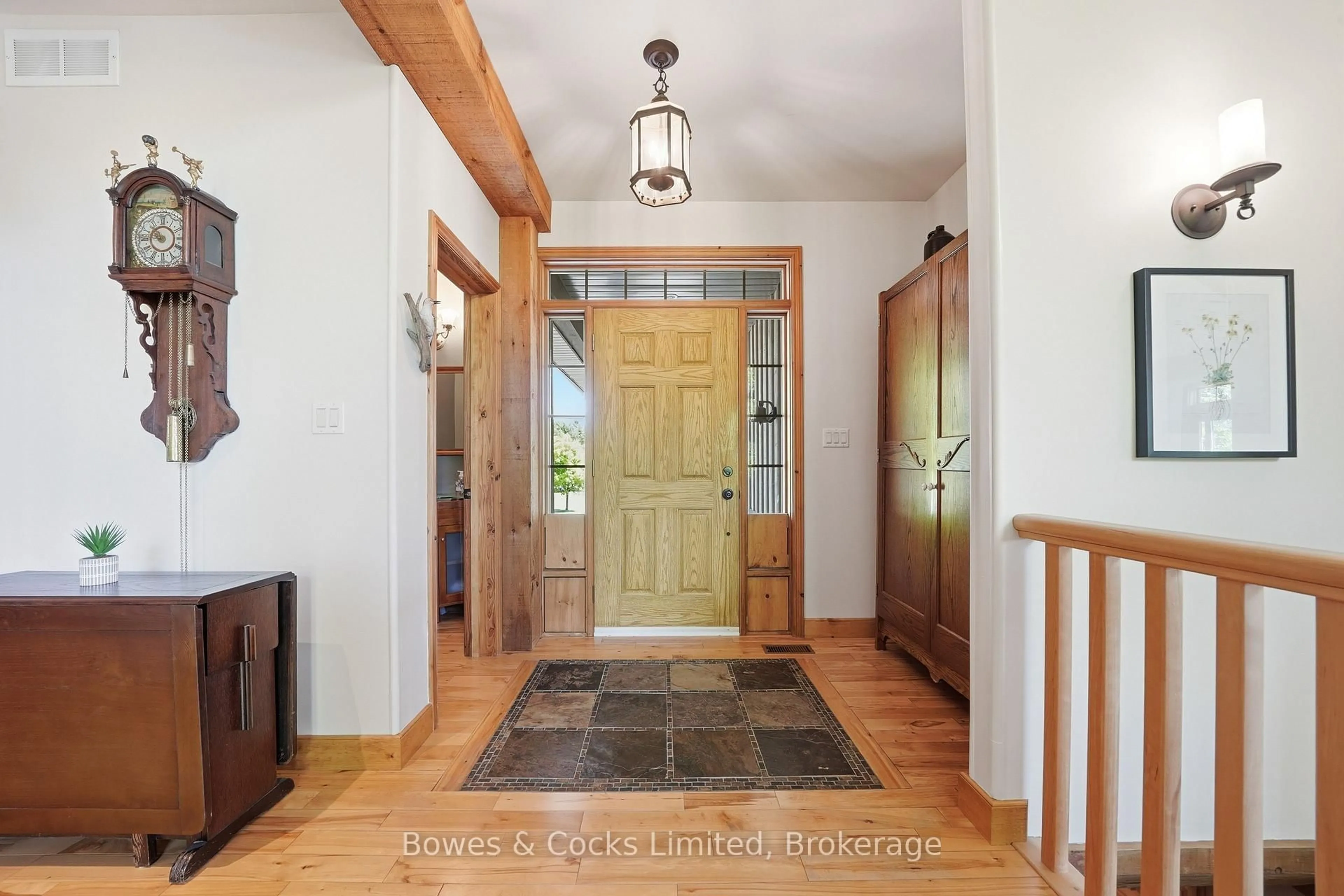Indoor entryway for 301 Snider Rd, Prince Edward County Ontario K0K 1L0