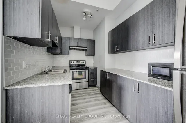 275 Larch St #G105, Waterloo 4