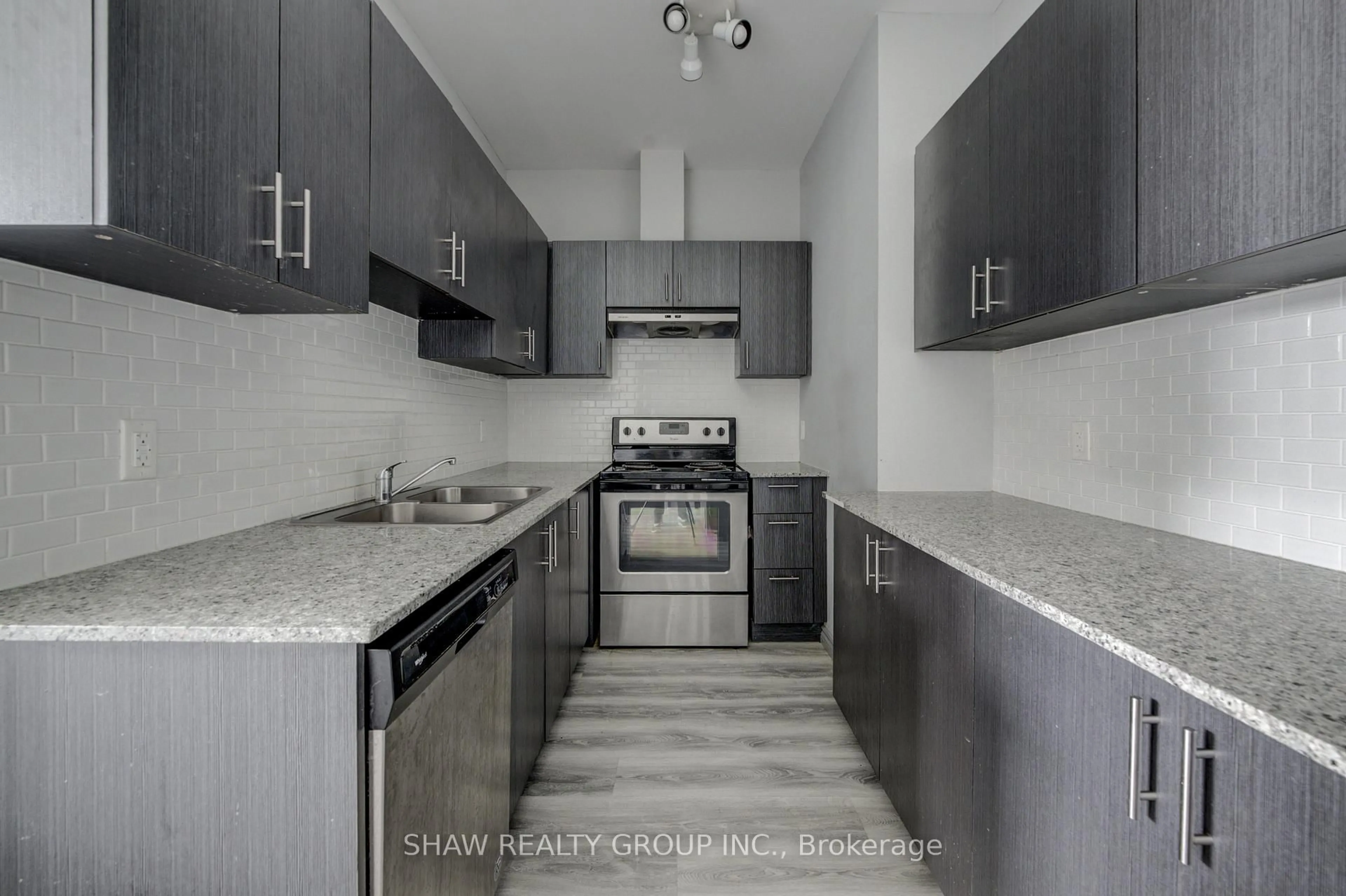 Standard kitchen, unknown for 275 Larch St #G105, Waterloo Ontario N2L 3R2