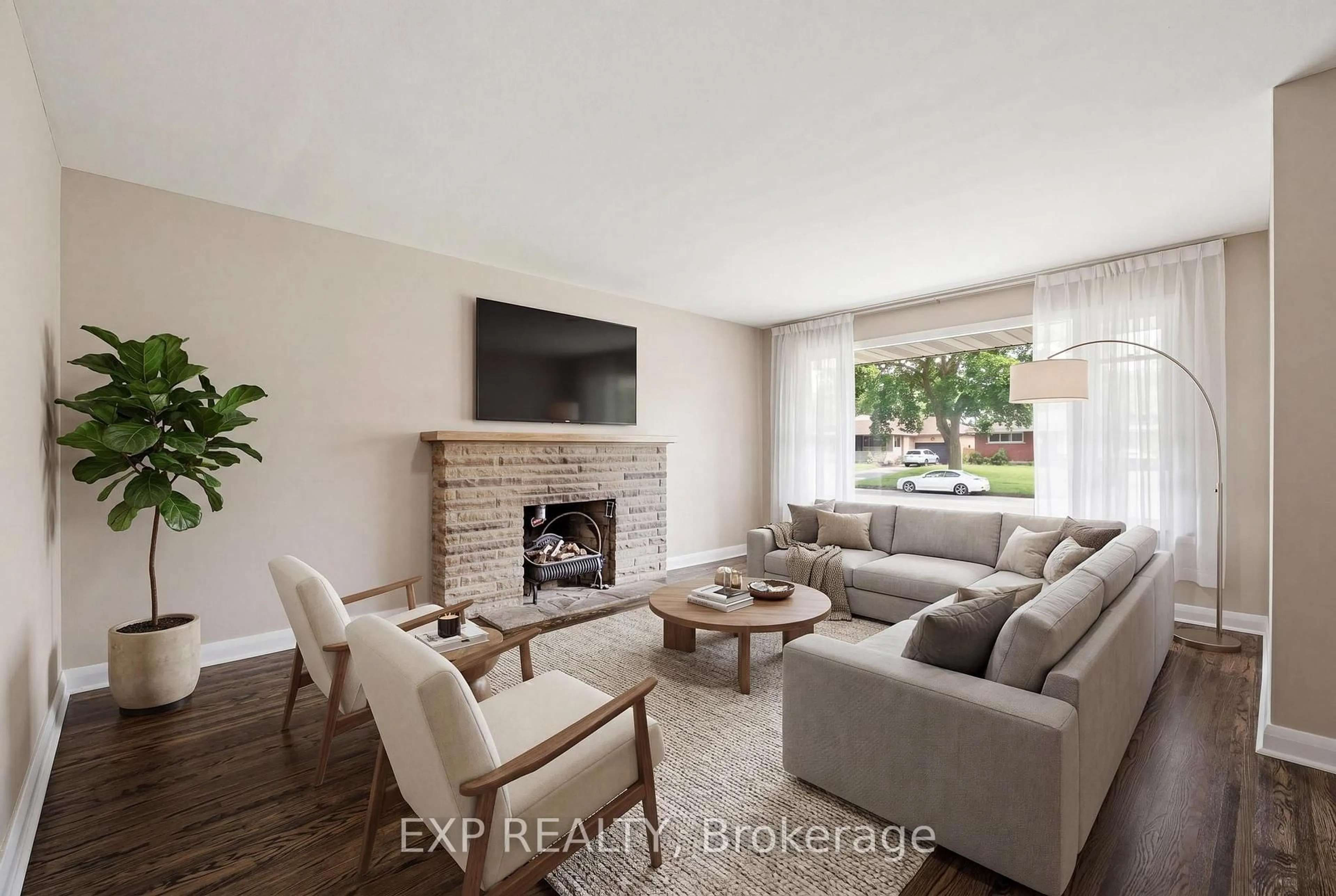 Living room with furniture, unknown for 223 River Rd, Kitchener Ontario N2B 2G9