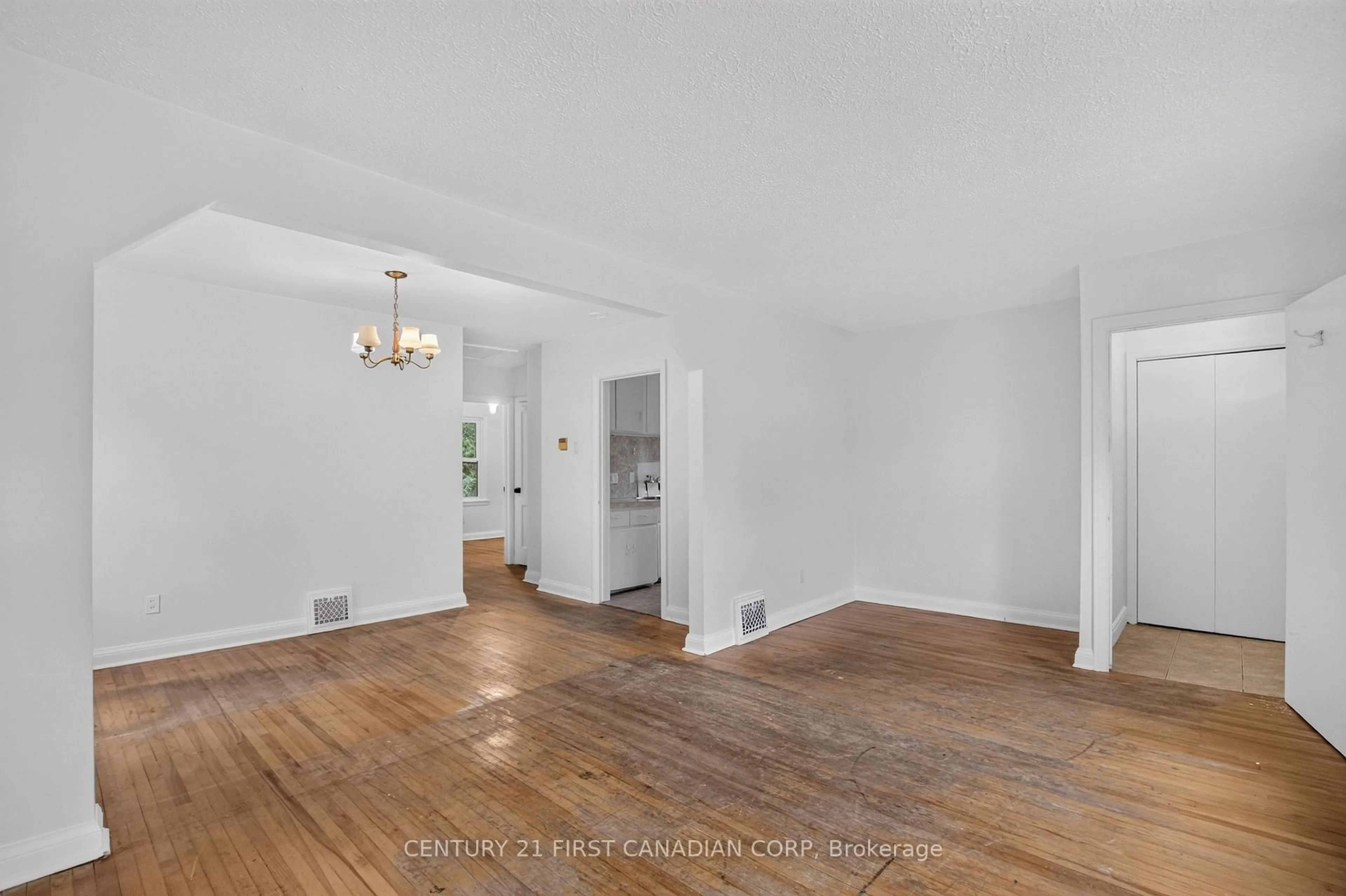 A pic of a room for 85 Josephine St, London South Ontario N5Z 3P4