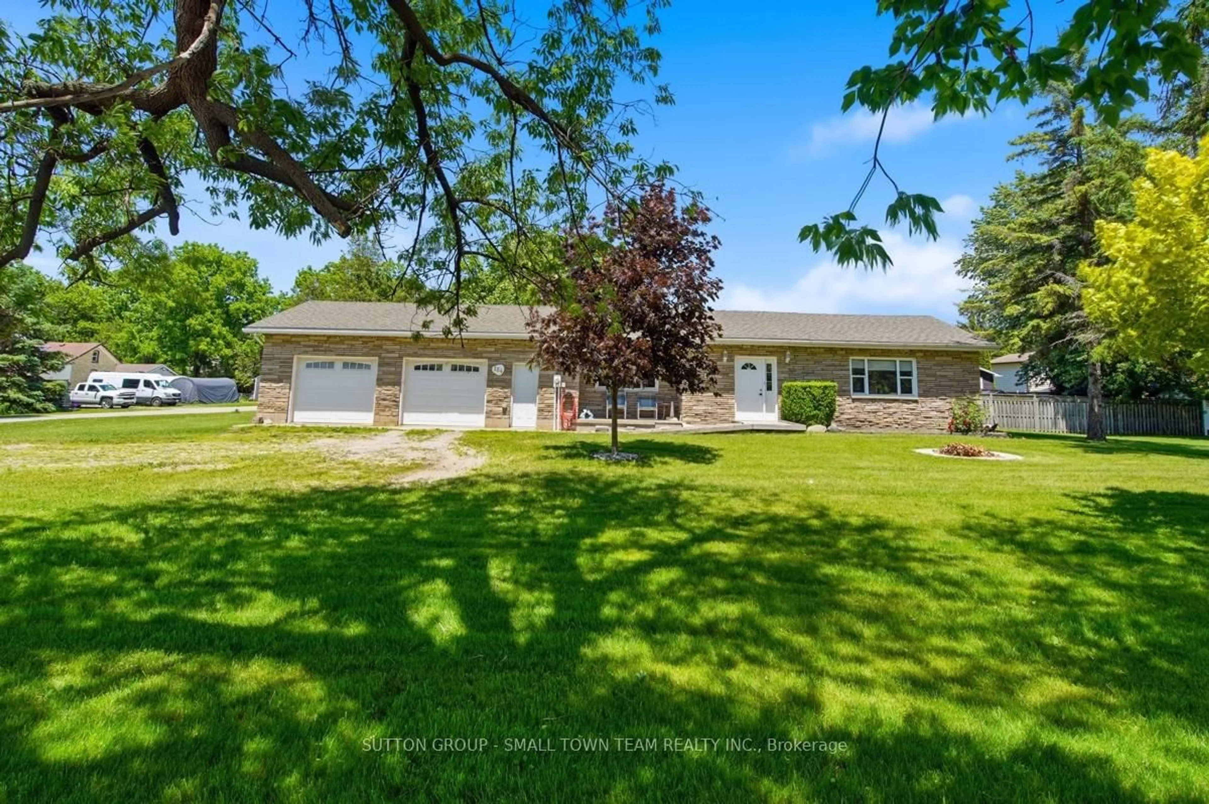 A pic from outside/outdoor area/front of a property/back of a property/a pic from drone, unknown for 184 Main St, Bluewater Ontario N0M 1N0