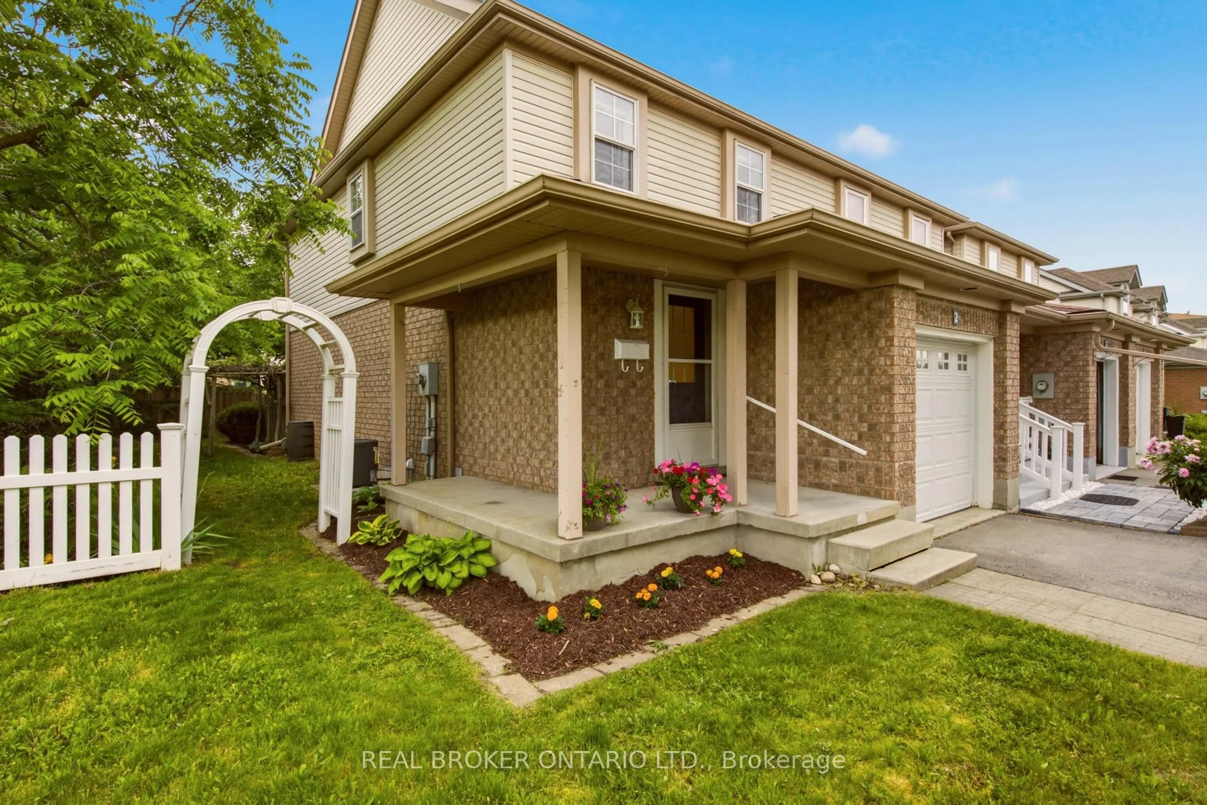 Home with brick exterior material, street for 2 Ireland Pl, Guelph Ontario N1E 7C2