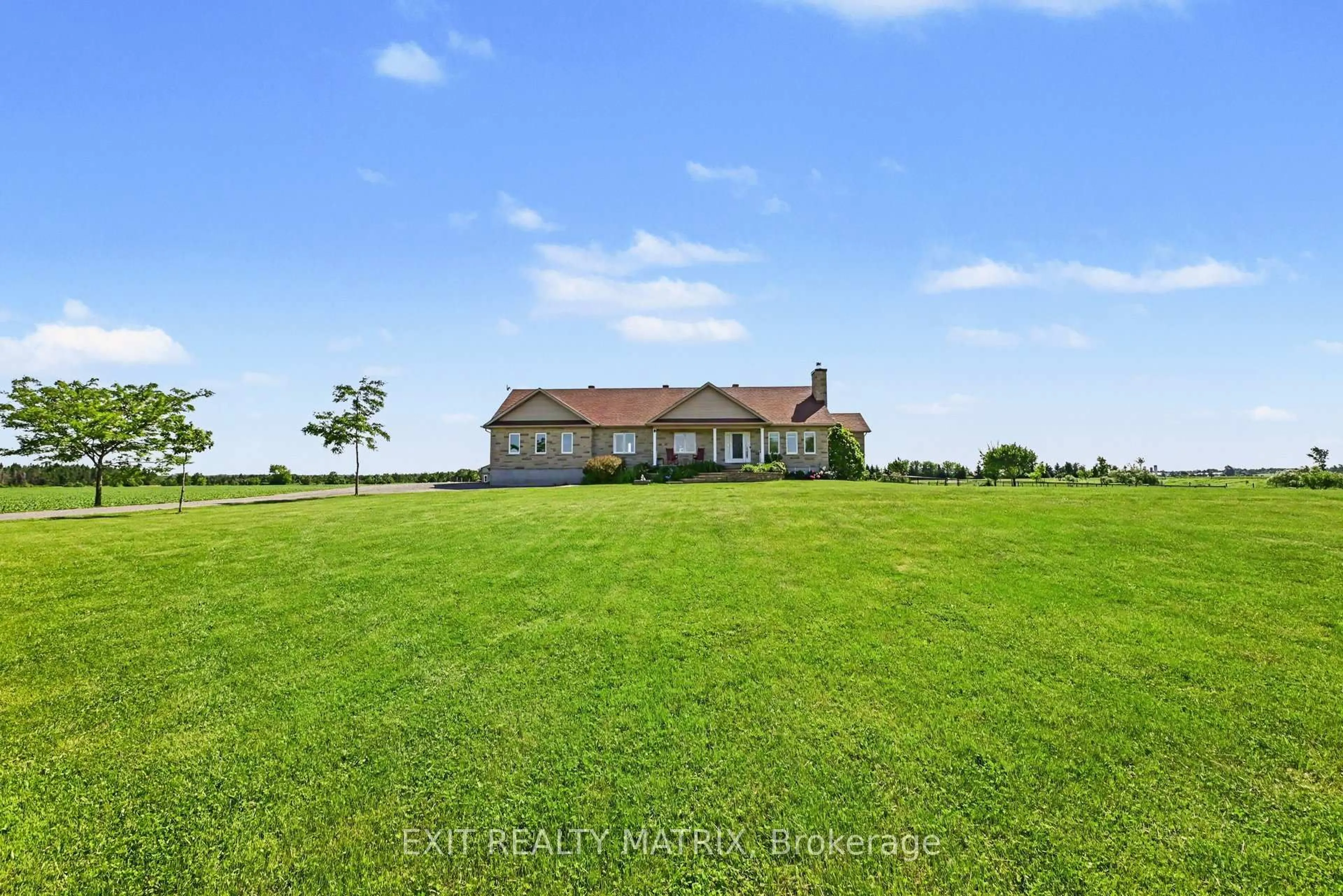 A pic from outside/outdoor area/front of a property/back of a property/a pic from drone, water/lake/river/ocean view for 3139 Birchgrove Rd, Ottawa Ontario K4C 1E5