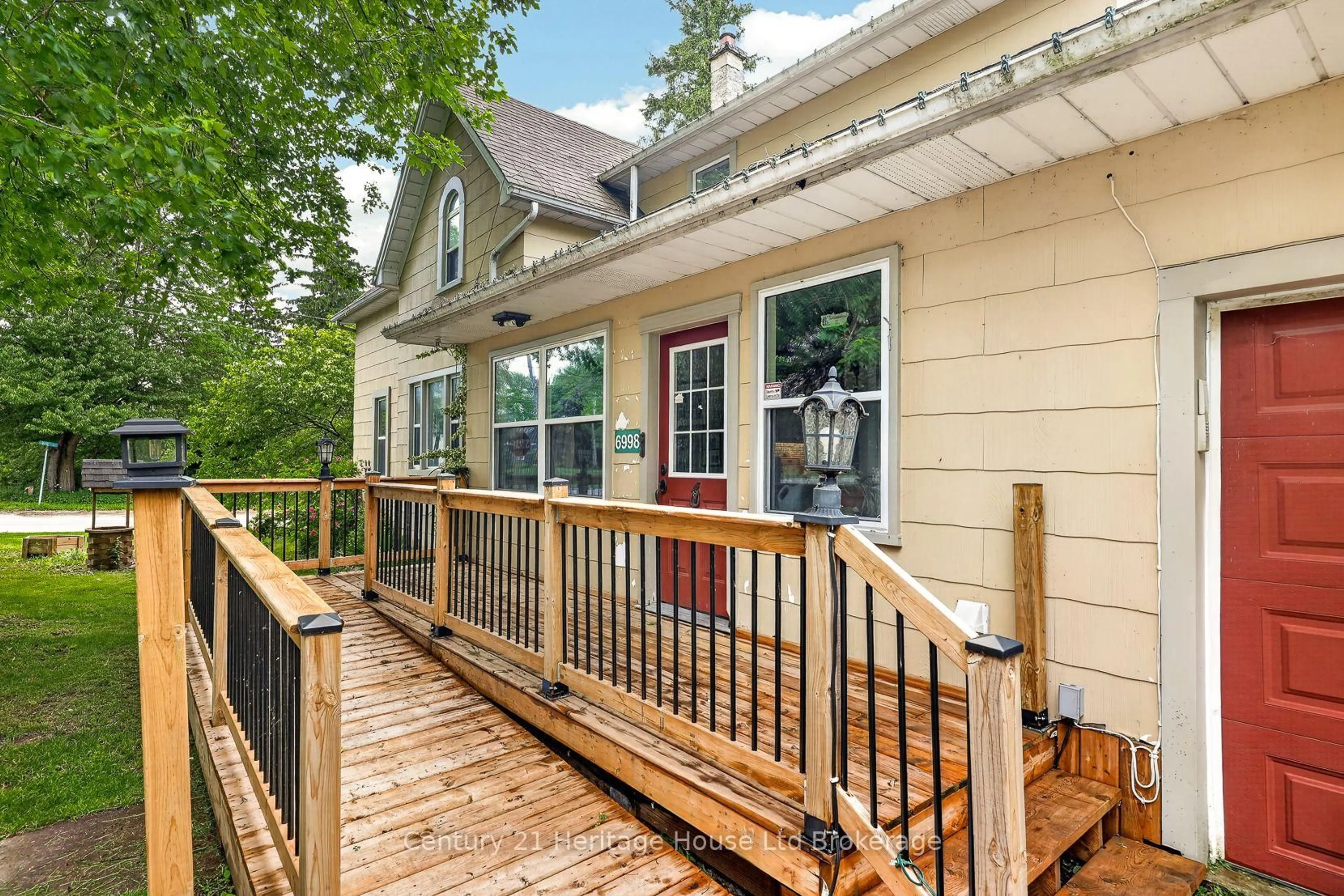 Home with vinyl exterior material, street for 6998 Church St, West Perth Ontario N0K 1Y0