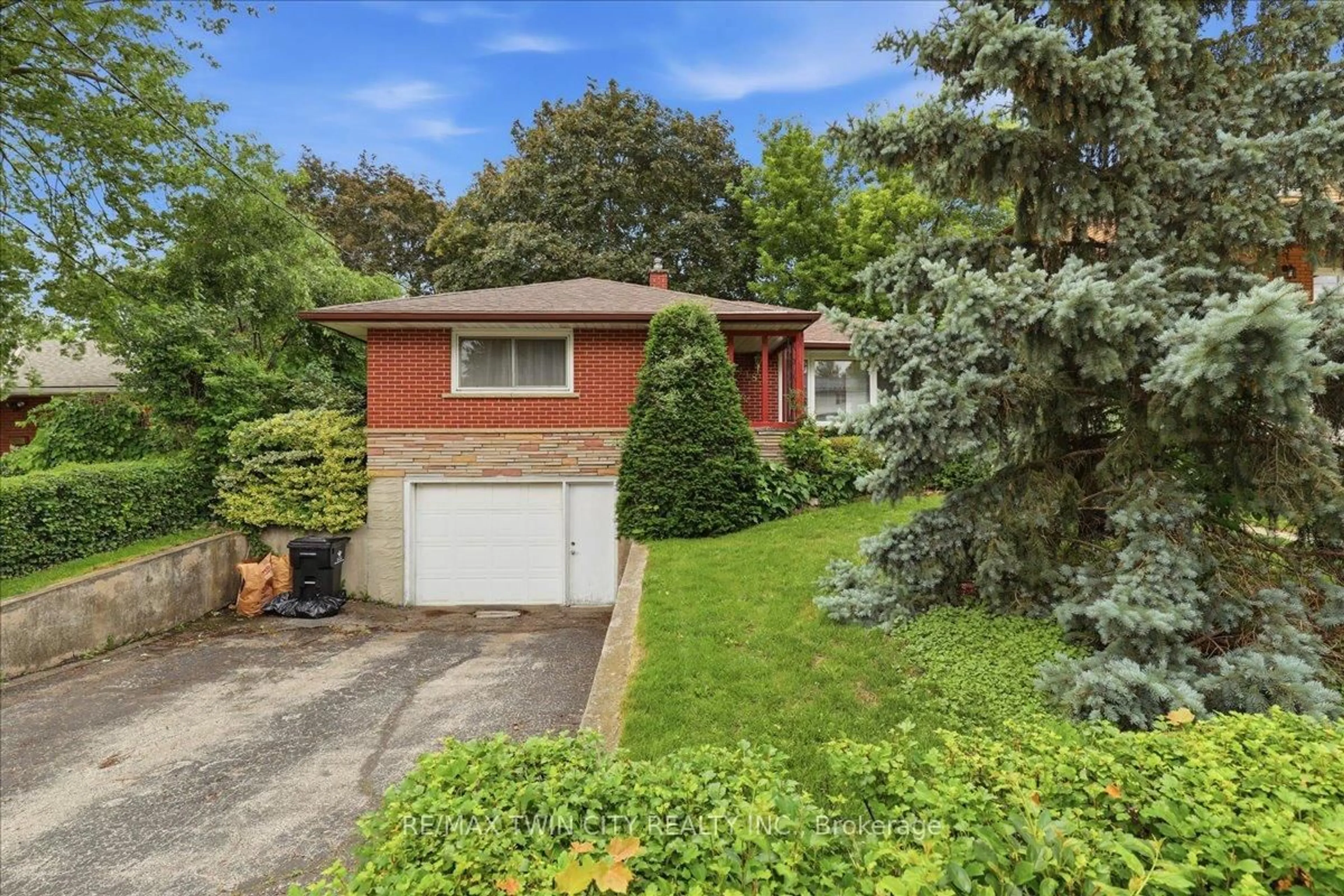 Unknown for 118 Wilfred Ave, Kitchener Ontario N2A 1X1