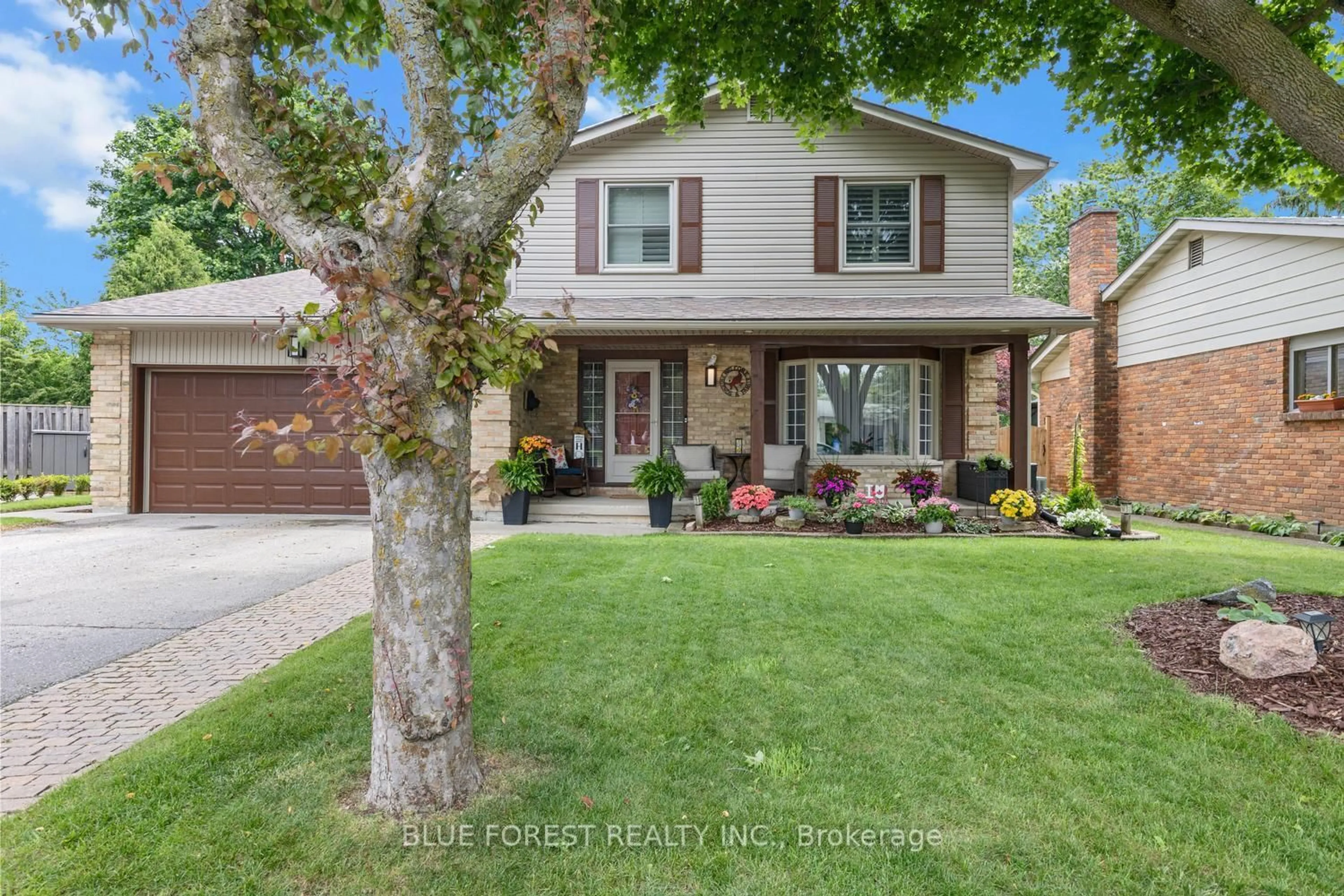 Home with brick exterior material, street for 92 Salem Crt, London South Ontario N6K 1S9