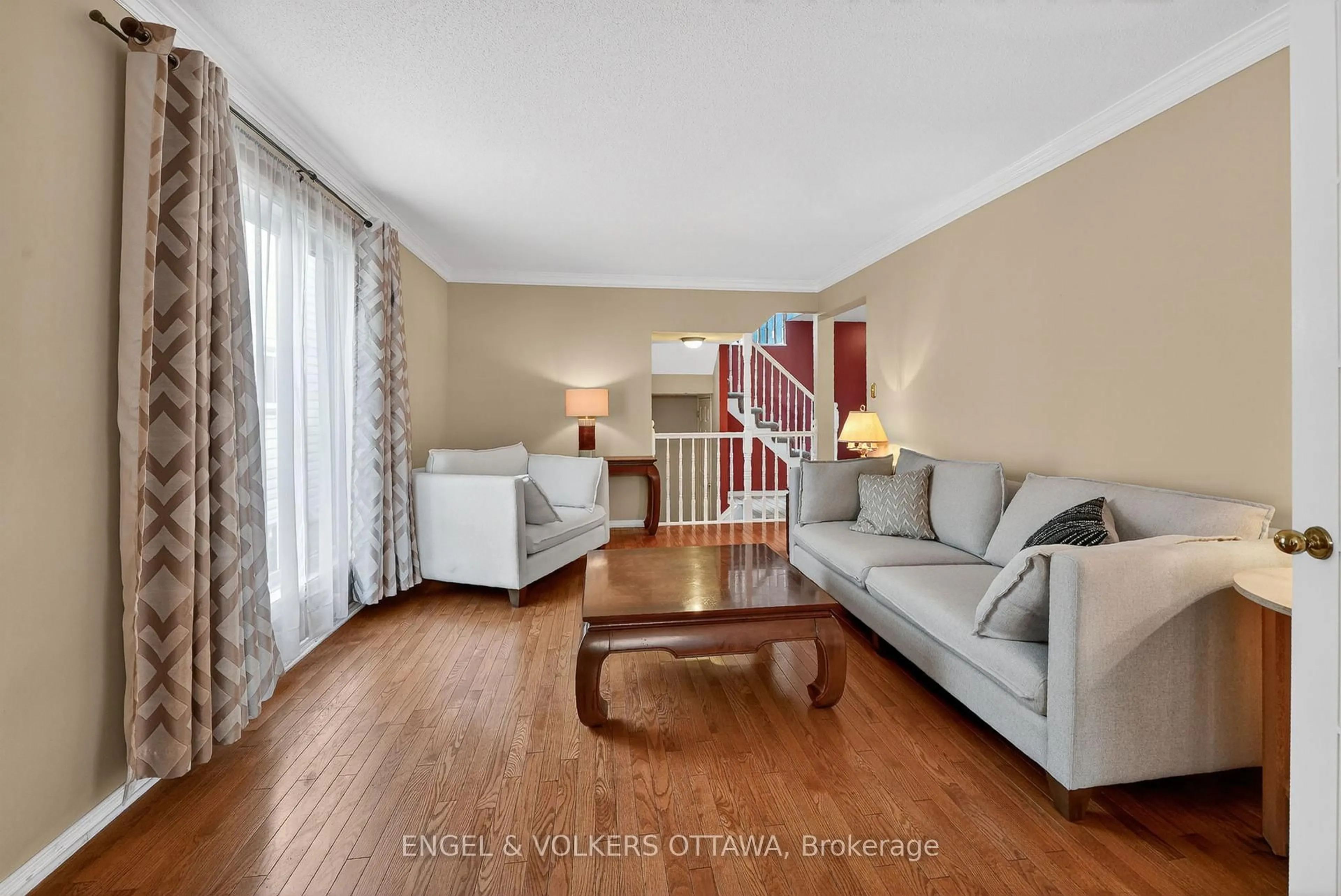 Living room with furniture, unknown for 6592 Windsong Ave, Orleans Ontario K1C 6M9