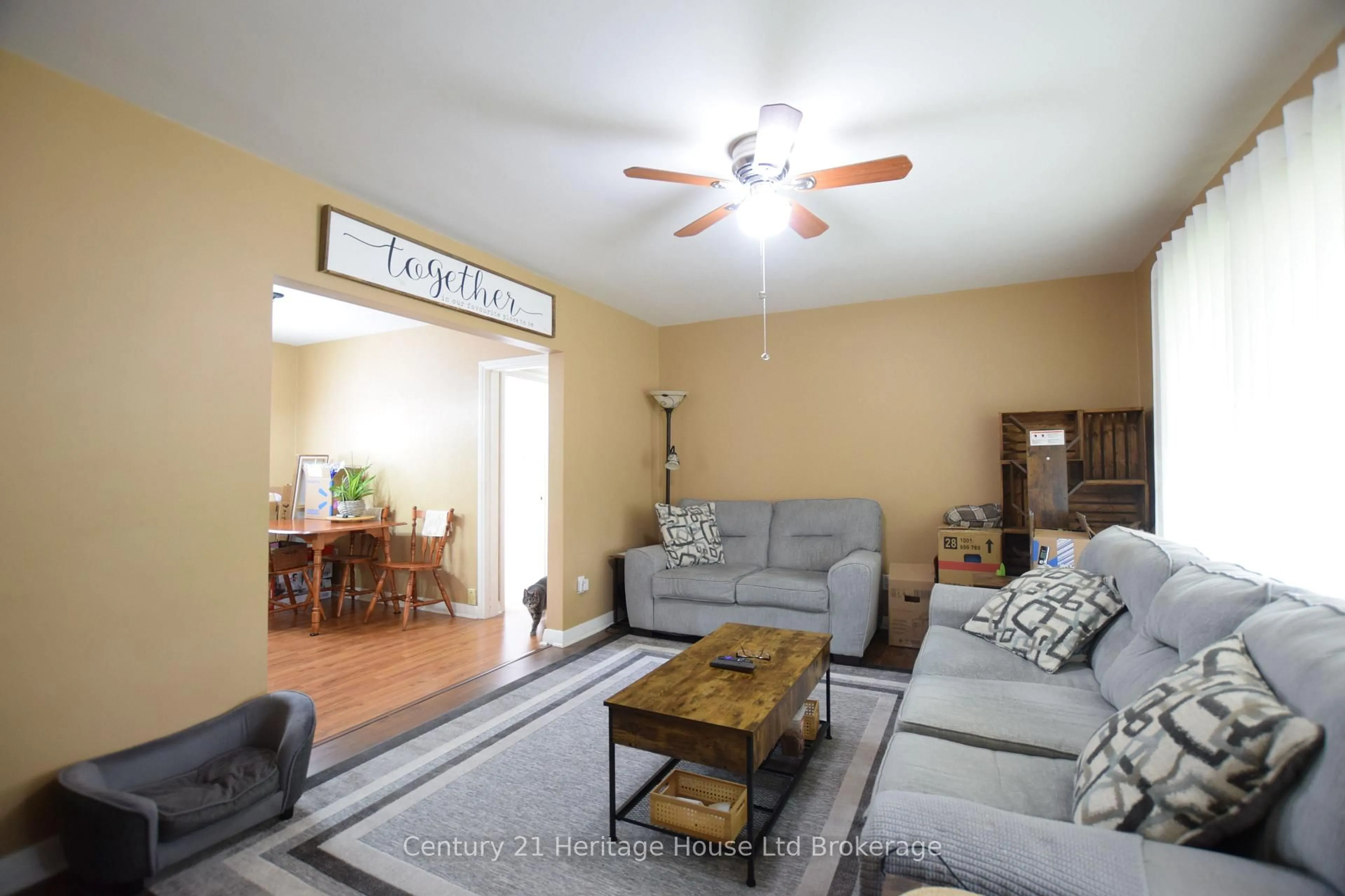 Living room with furniture, unknown for 514 Highland Dr, Woodstock Ontario N4S 5W9