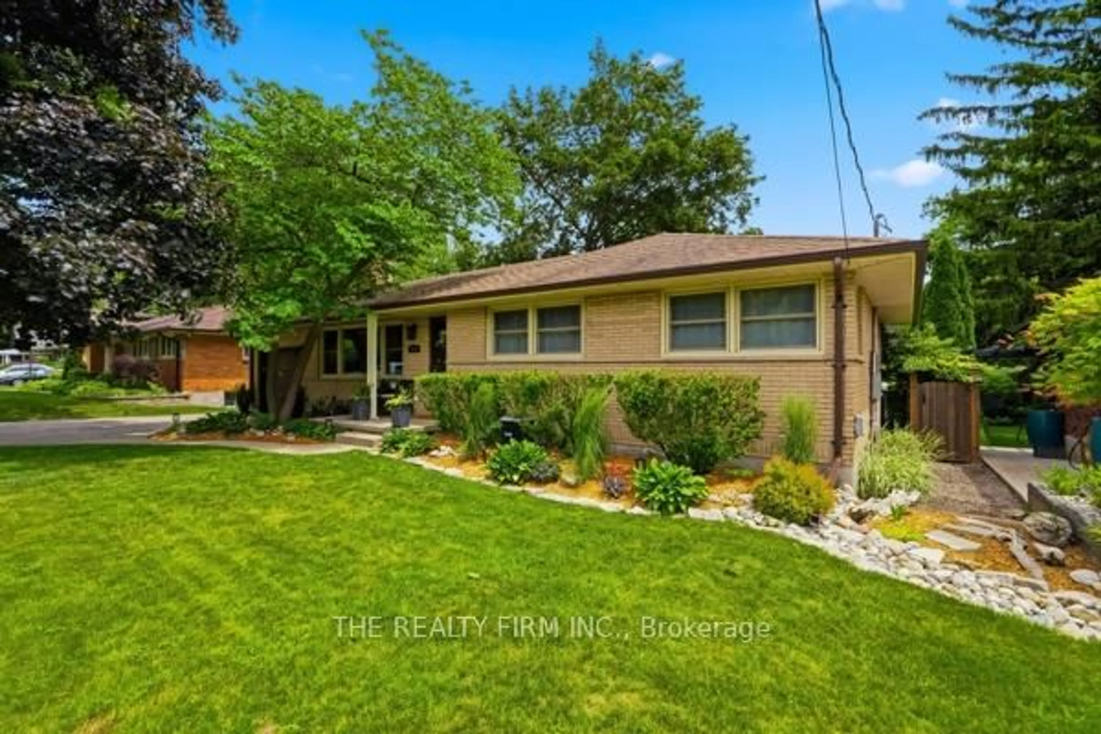 Unknown for 473 Pinetree Dr, London North Ontario N6H 3M9
