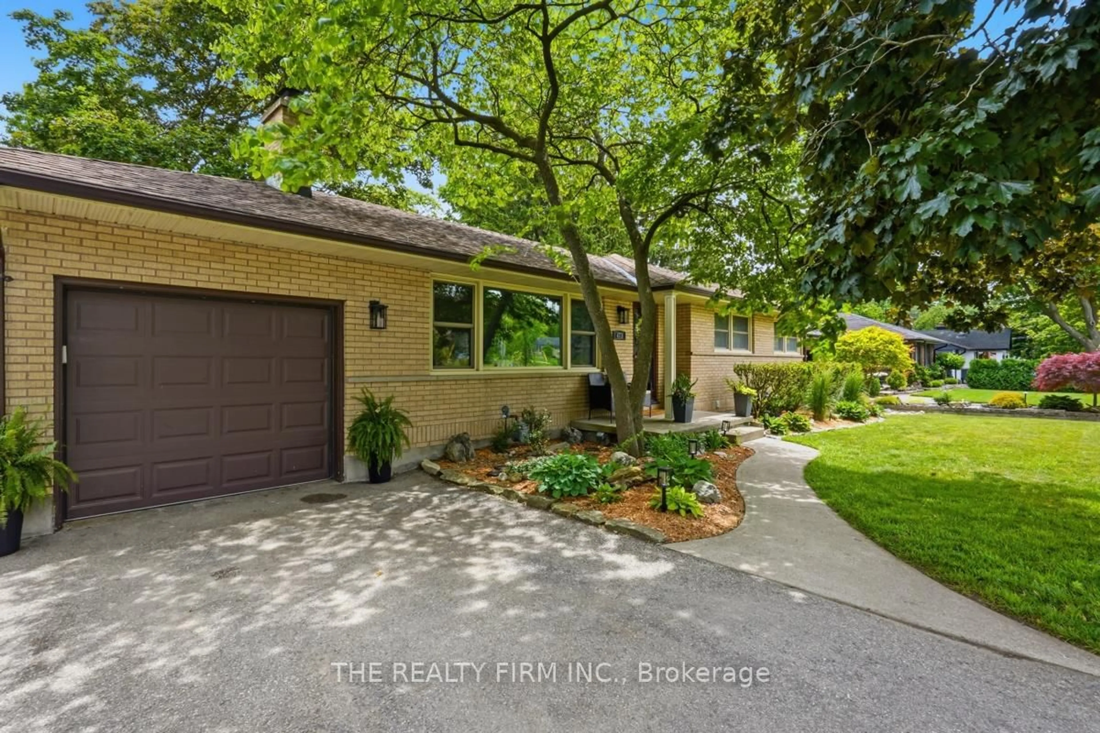 Home with brick exterior material, street for 473 Pinetree Dr, London North Ontario N6H 3M9