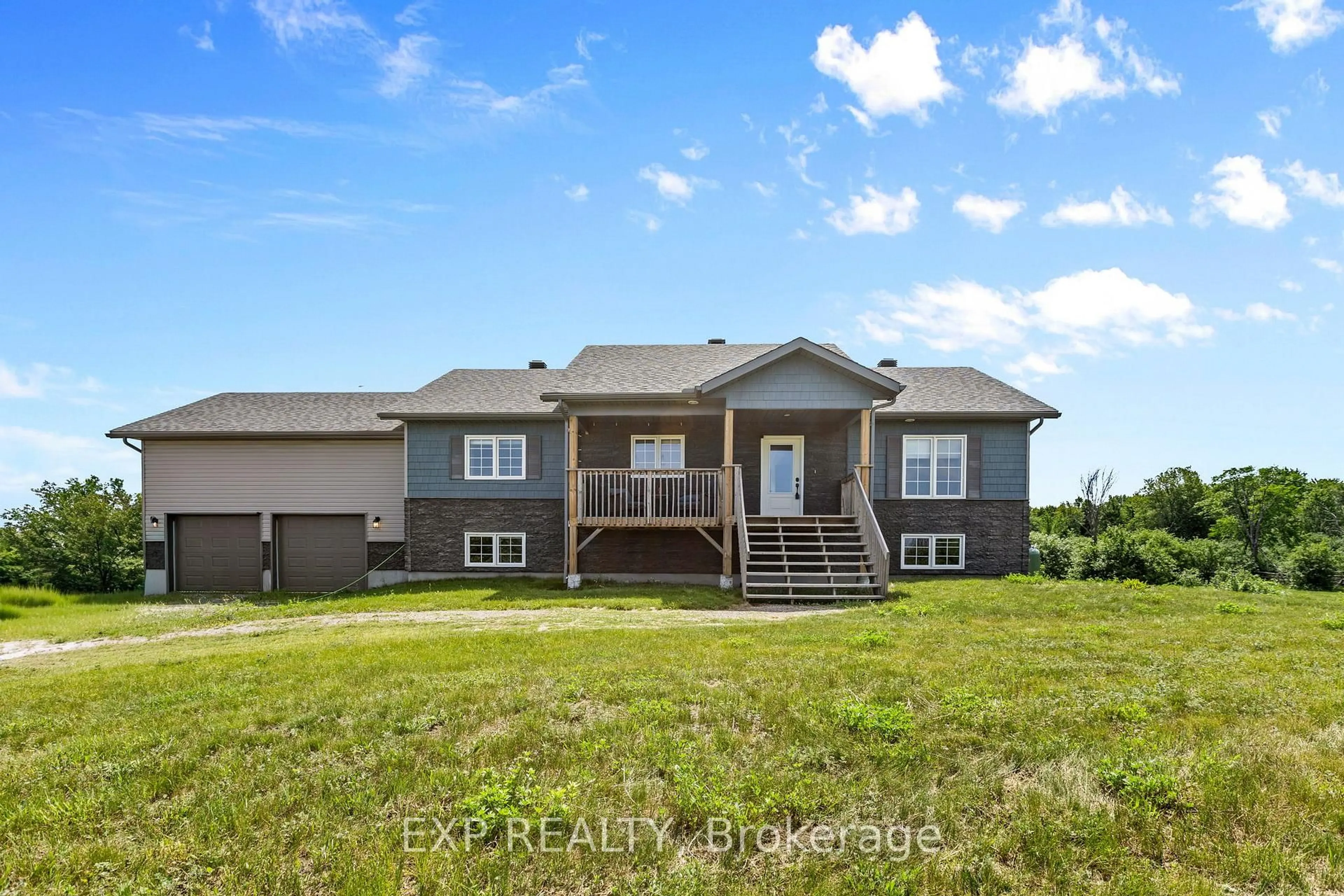 Home with vinyl exterior material, water/lake/river/ocean view for 4153 Roger Stevens Dr, Smiths Falls Ontario K7A 4S6