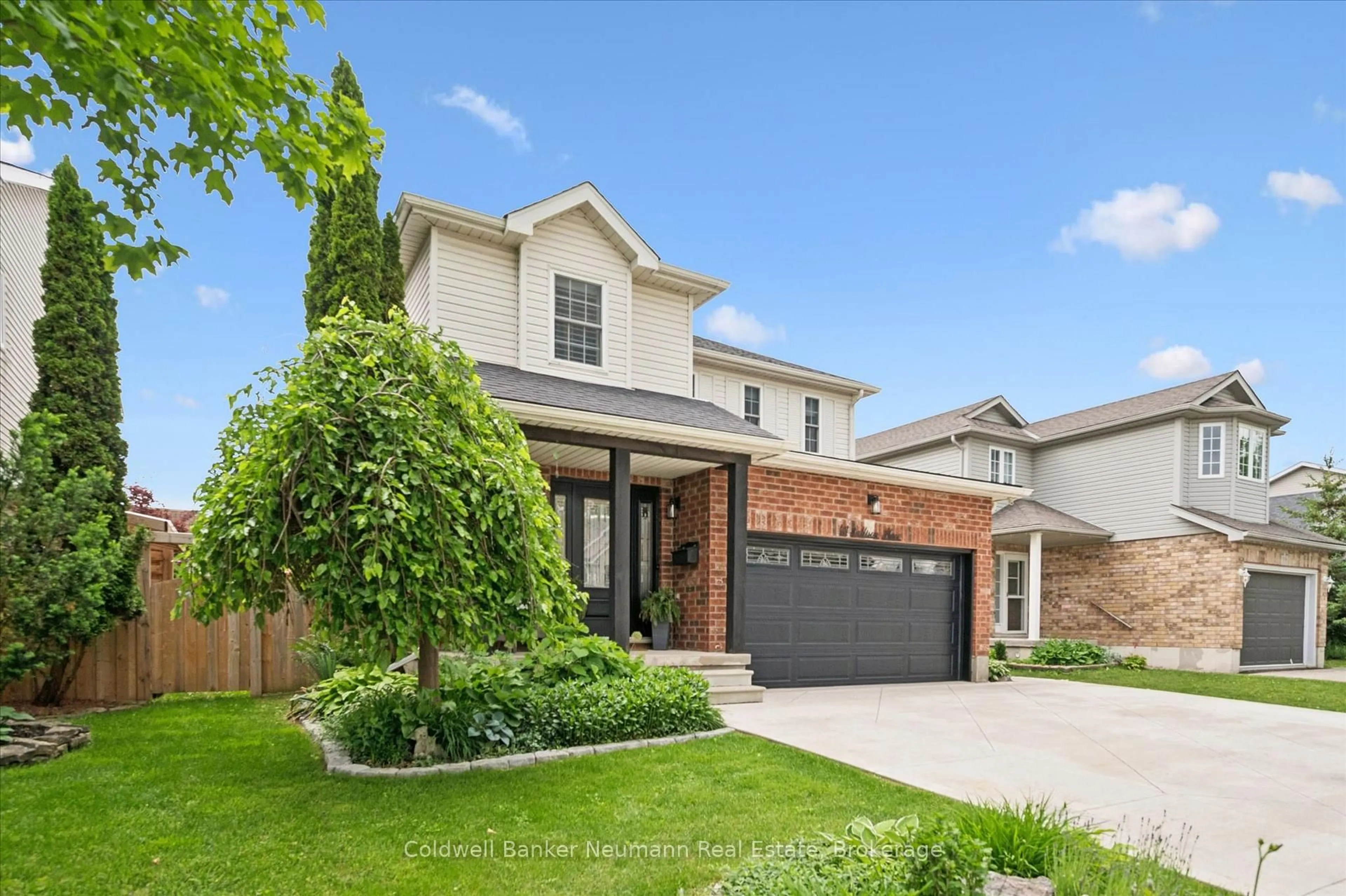 Home with brick exterior material, street for 43 Pattison Pl, Centre Wellington Ontario N1M 3V3