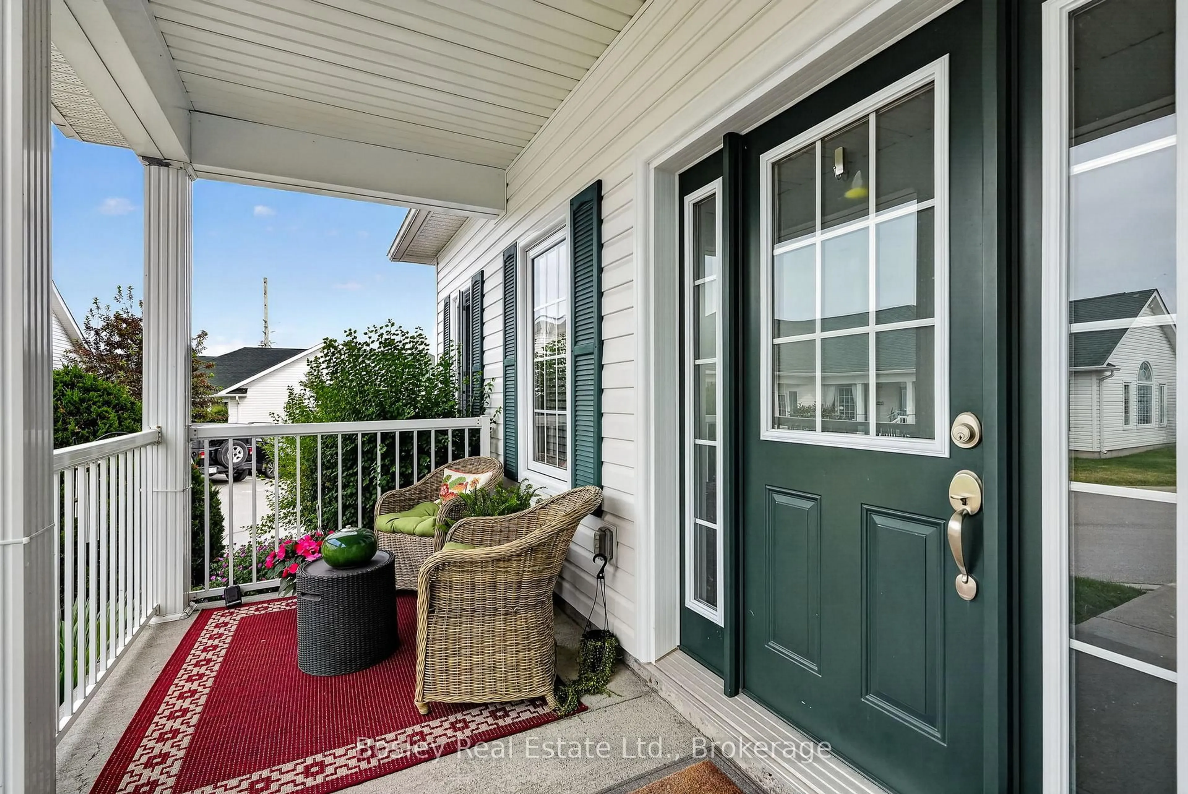 Indoor entryway for 300 Croft St #3202, Port Hope Ontario L1A 0E1