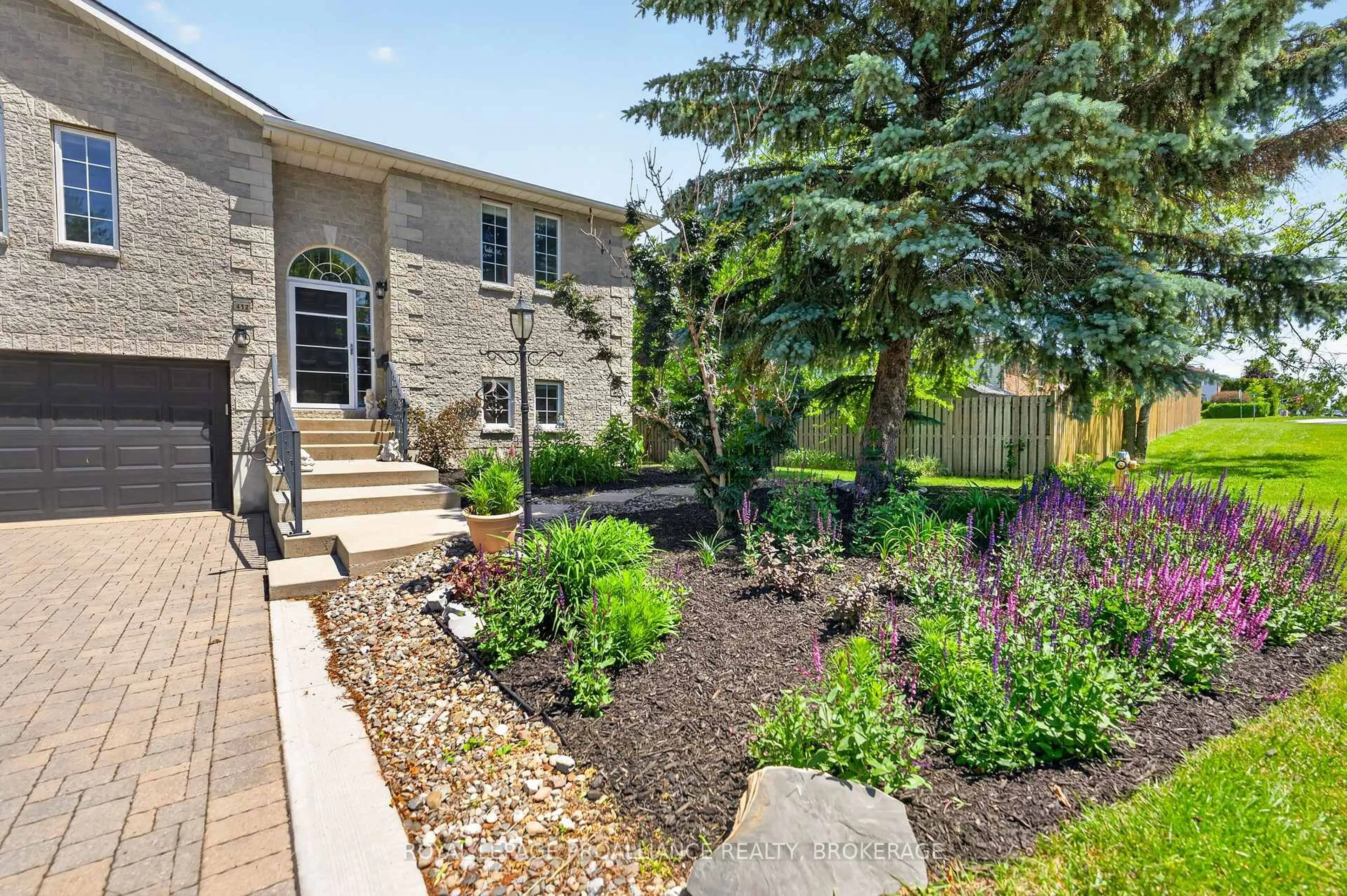 Patio, street for 412 Malabar Dr, Kingston Ontario K7M 8Z5