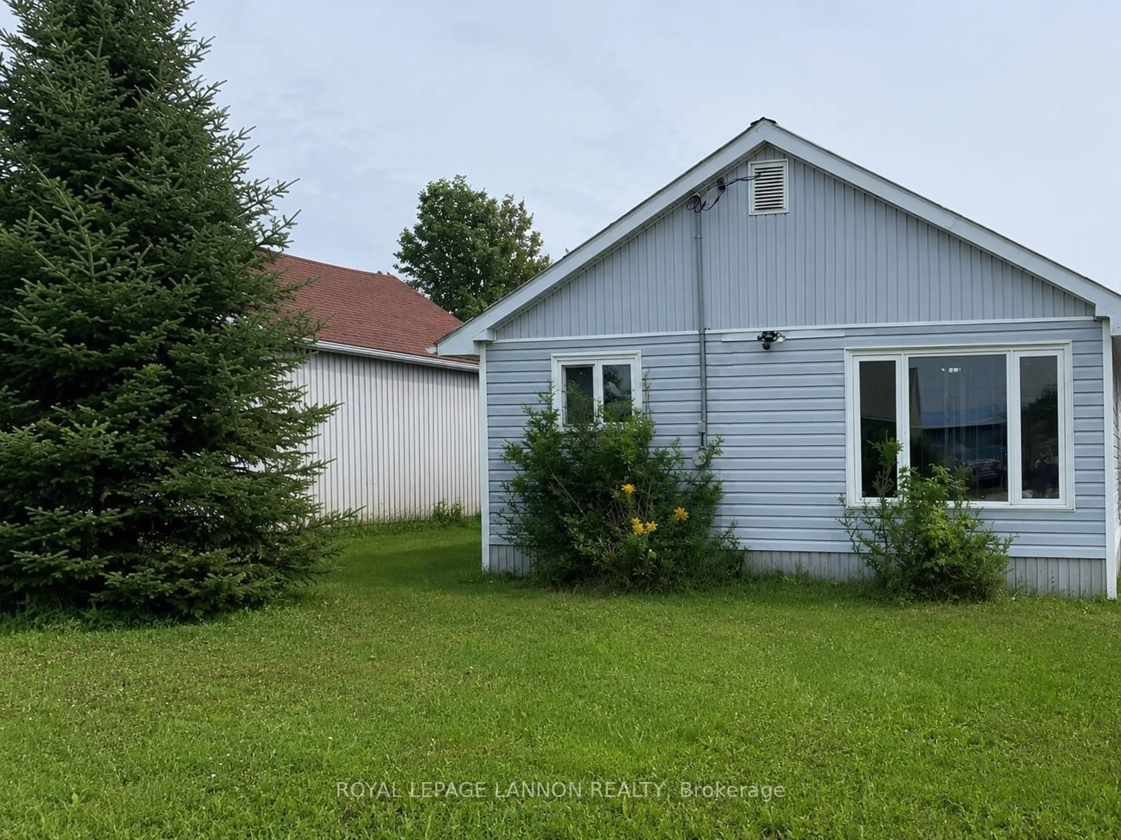 Unknown for 123 Burns St, Atikokan Ontario P0T 1C0